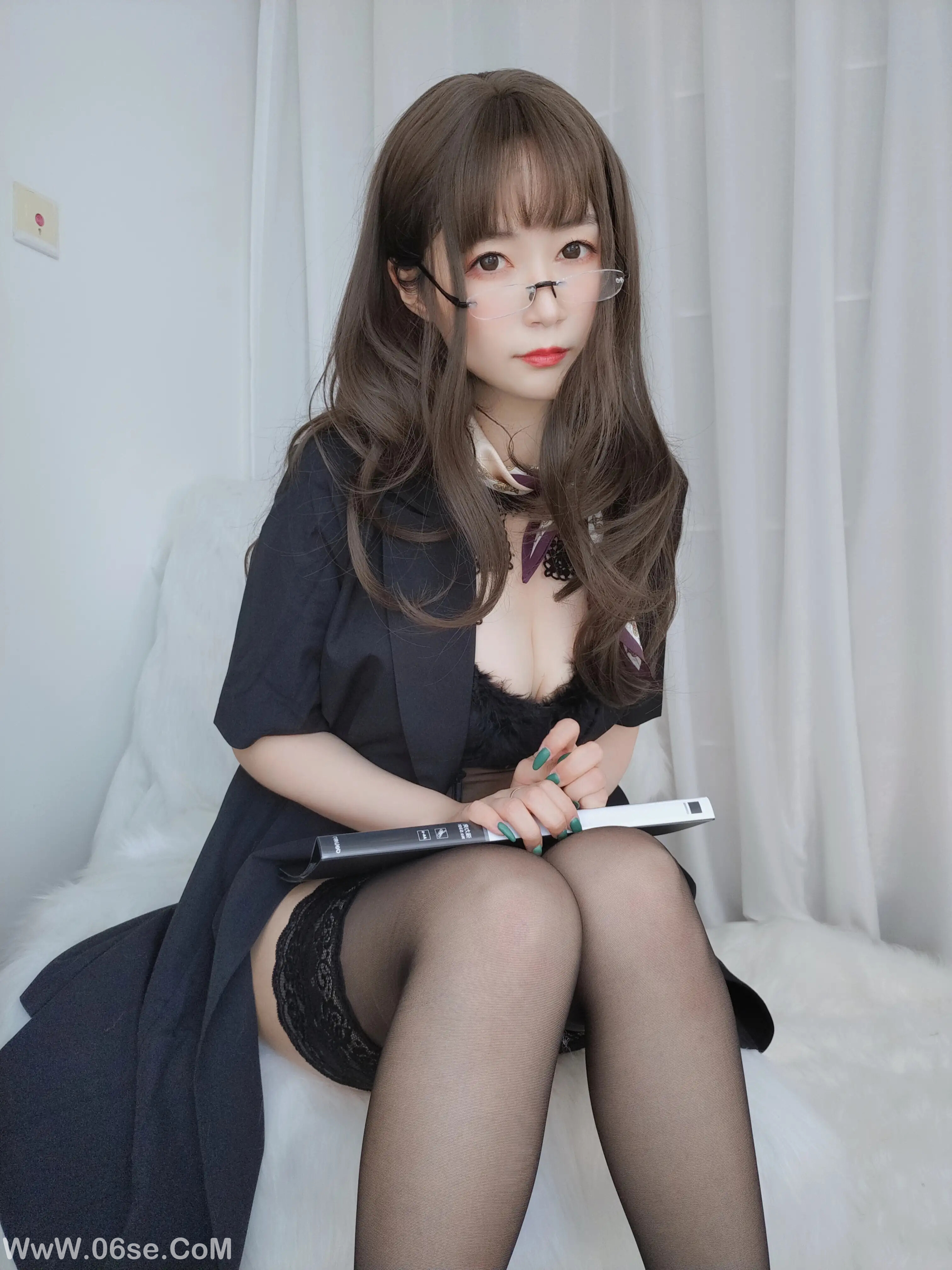 图片[73]-白银81 – OL下的内衣-六色网