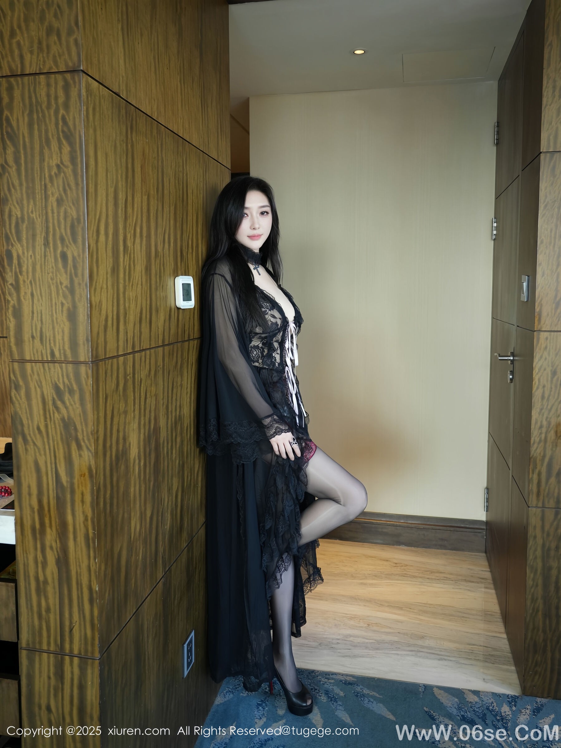 图片[7]-[Xiuren秀人网] 2025.07.01 NO.10490 苏一诺[81P]-六色网