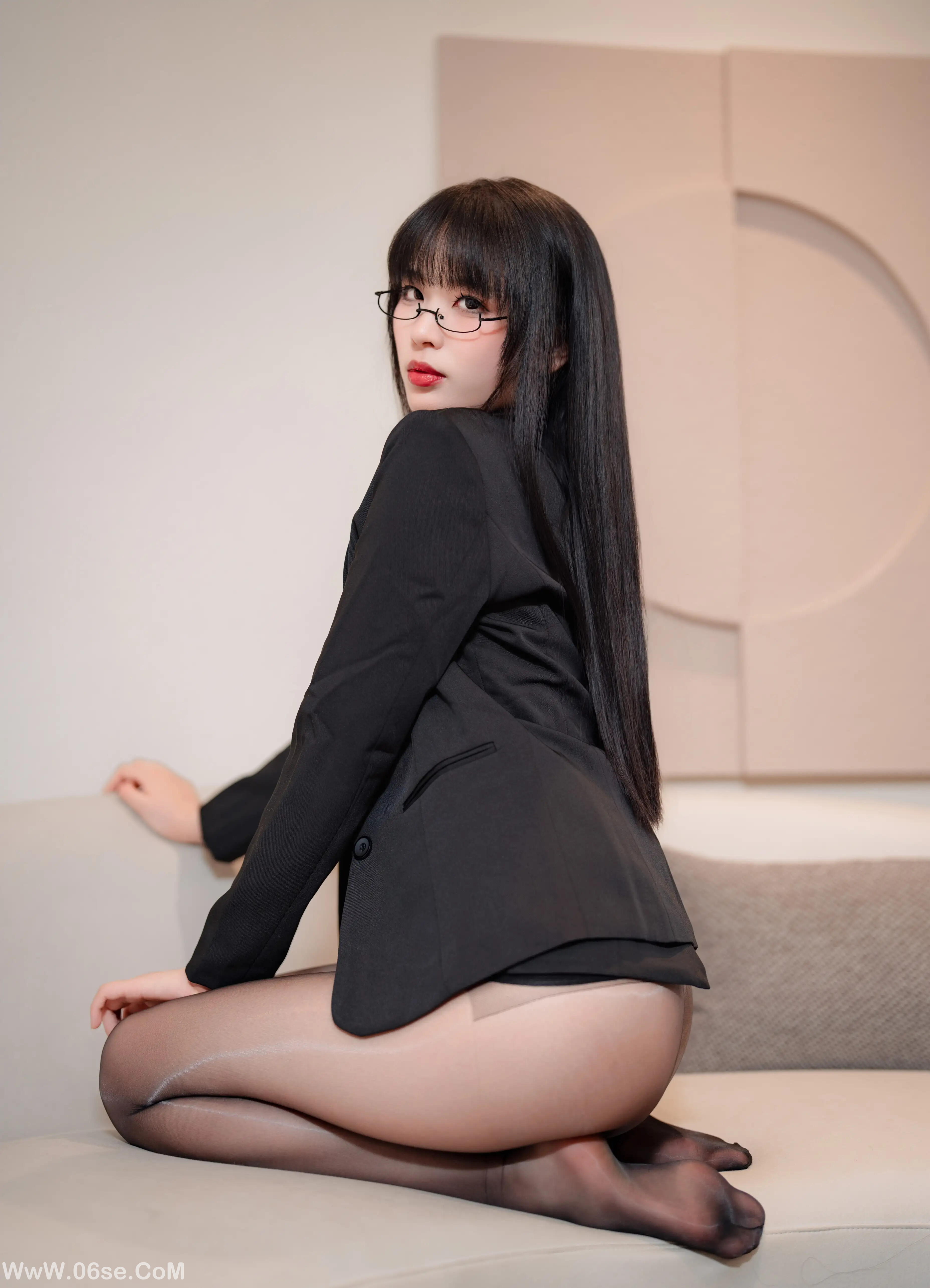 图片[11]-轩萧学姐 – 下班后的ol-六色网