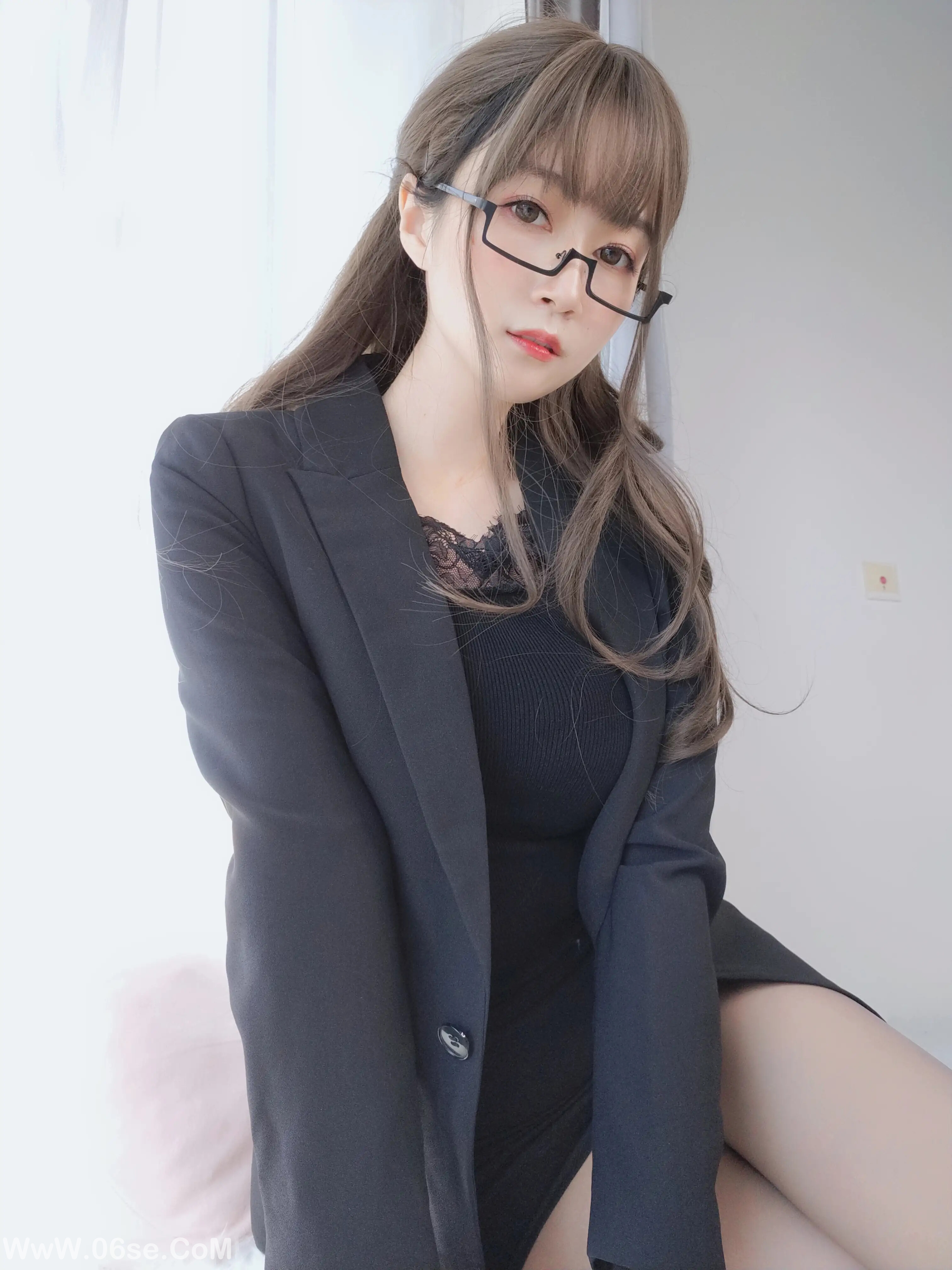图片[14]-白银81 – 黑西服-六色网