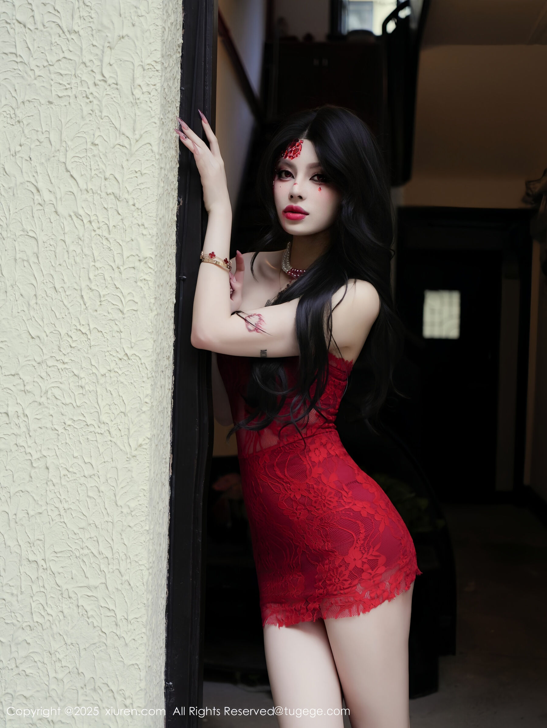 图片[2]-秀人网 – NO.11032 – 四月月 [86P]-六色网