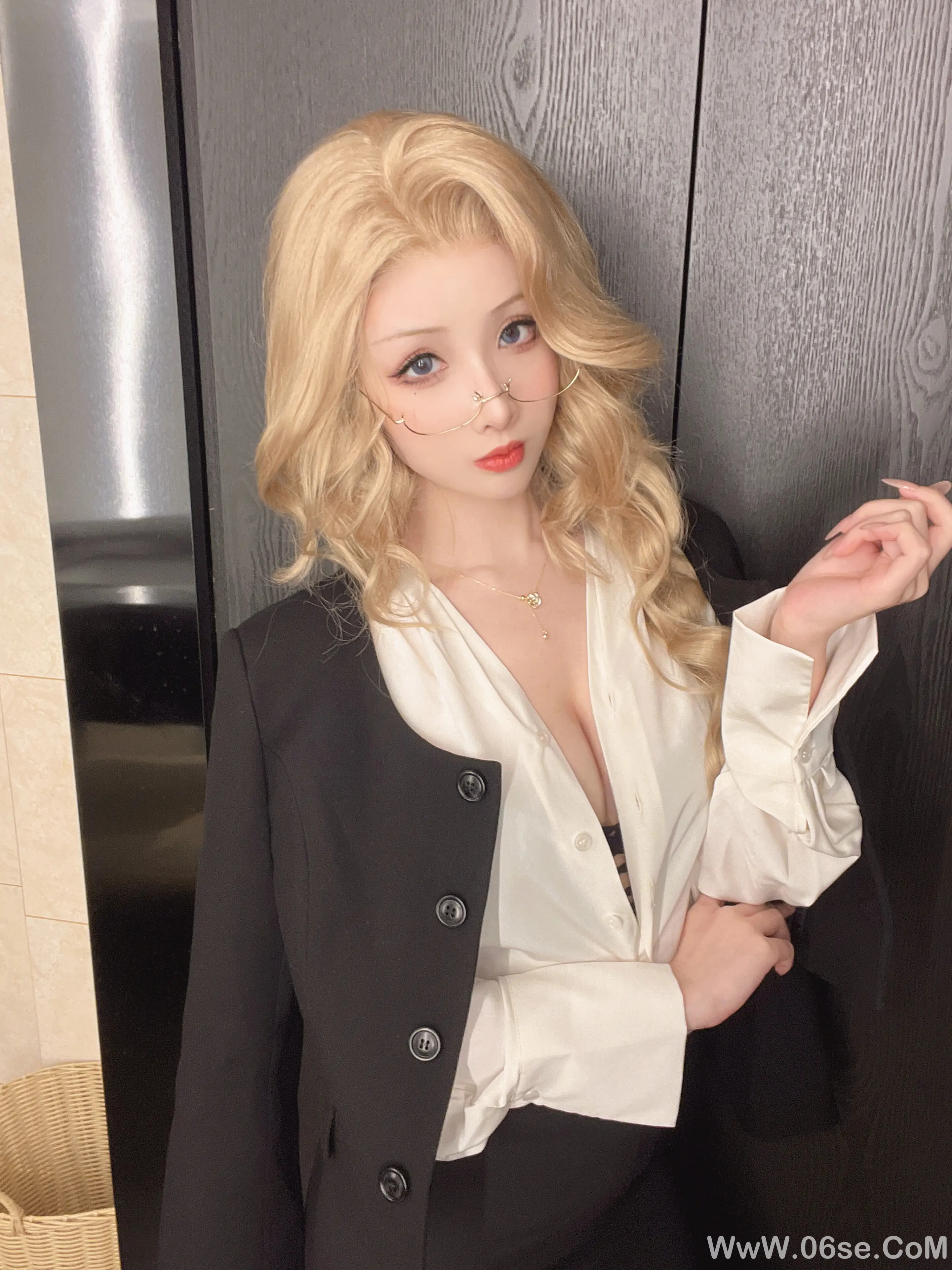 图片[46]-肉扣热热子(rioko凉凉子) 女上司-六色网