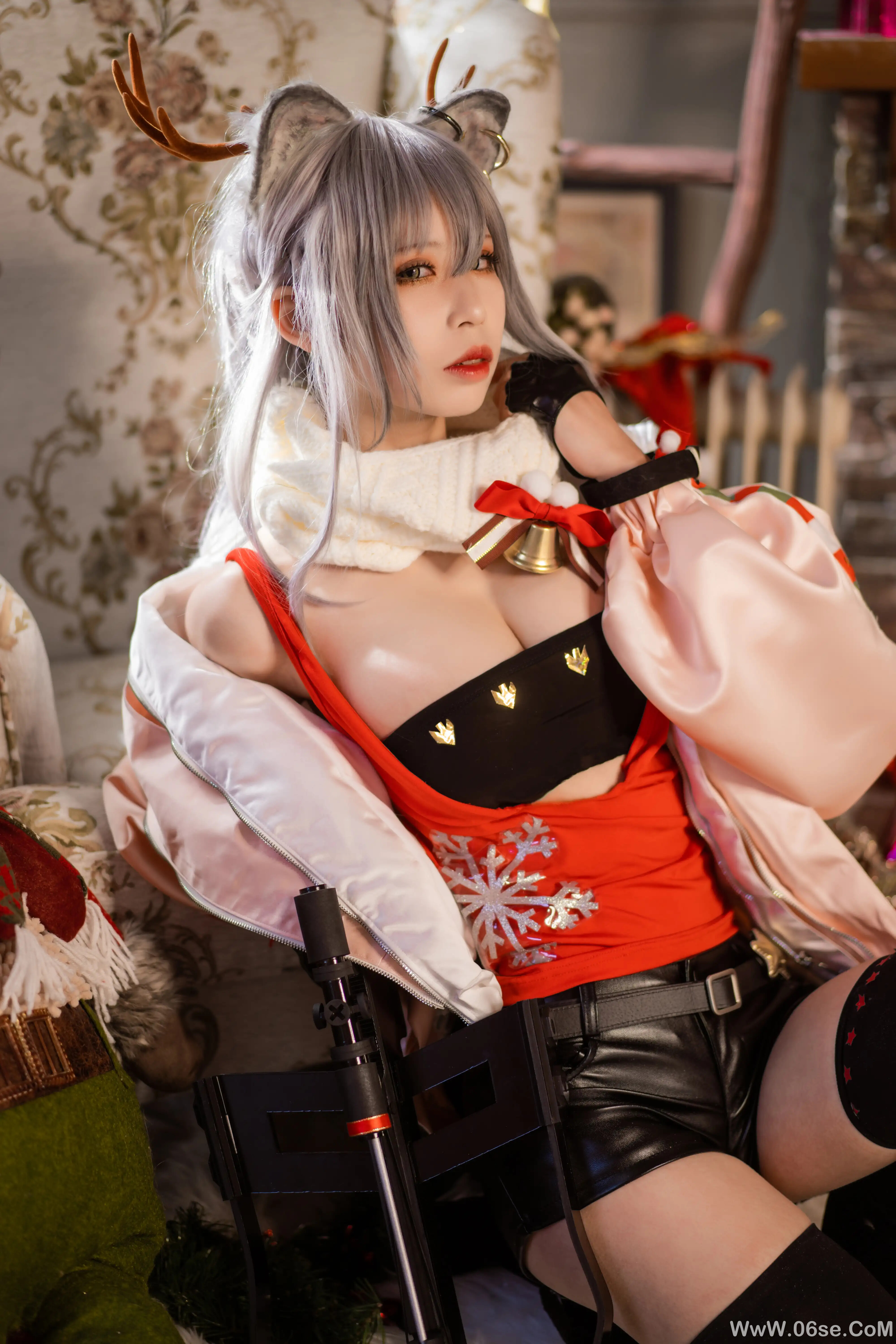 桐岛爱 – 明日方舟 厚礼 黑cos-六色网