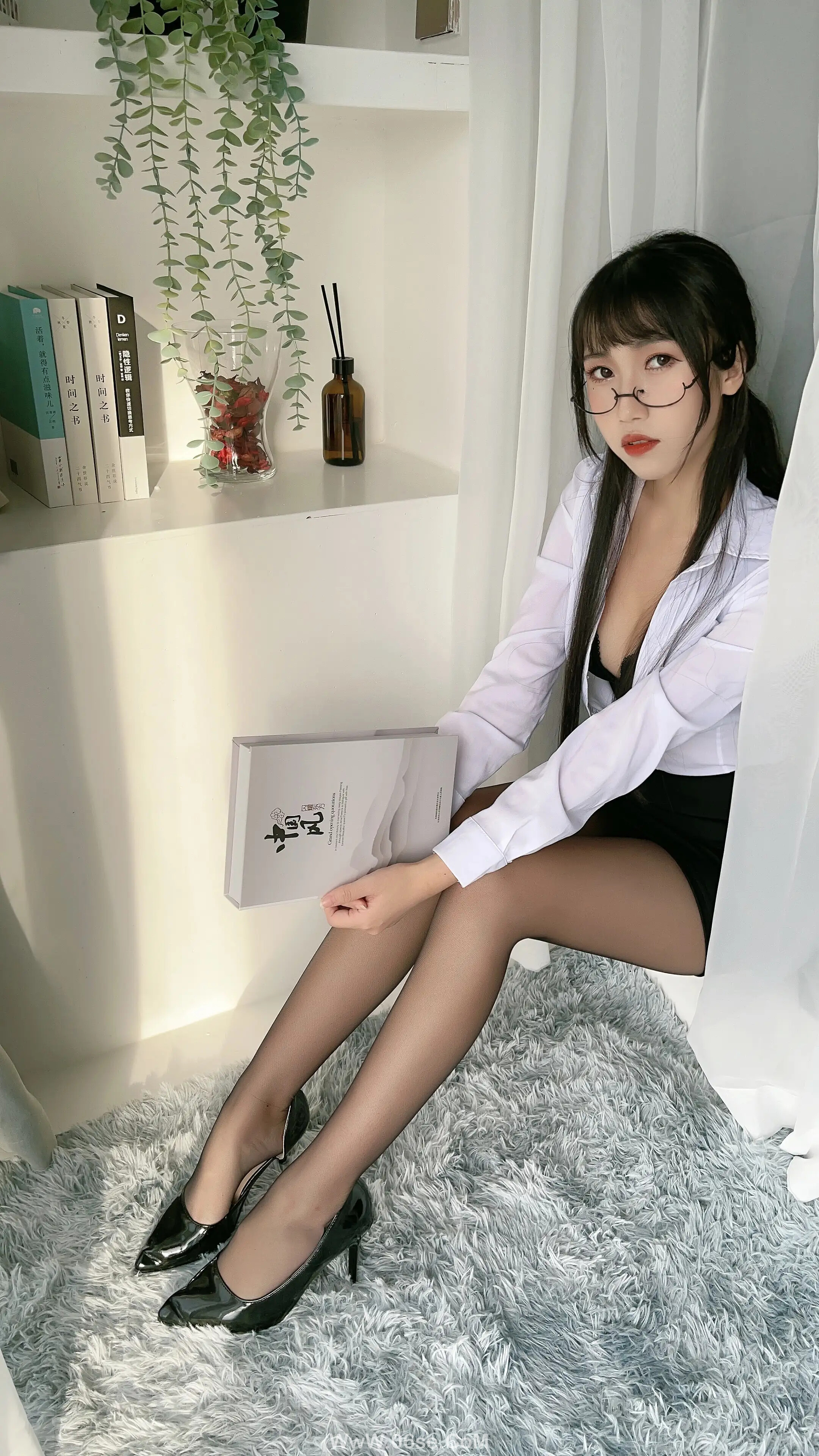 图片[20]-不呆猫 – 黑丝包臀OL-六色网