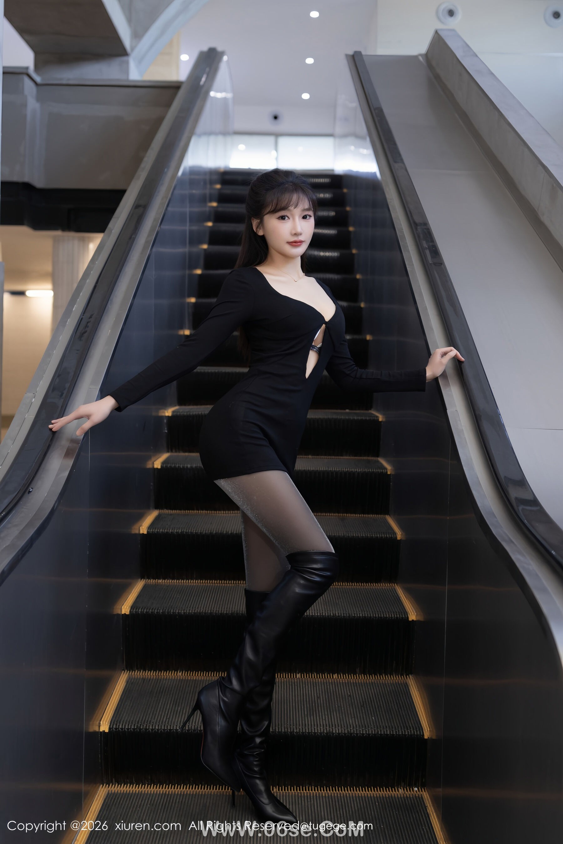图片[2]-秀人网 – NO.11236 – 陆萱萱 [77P]-六色网