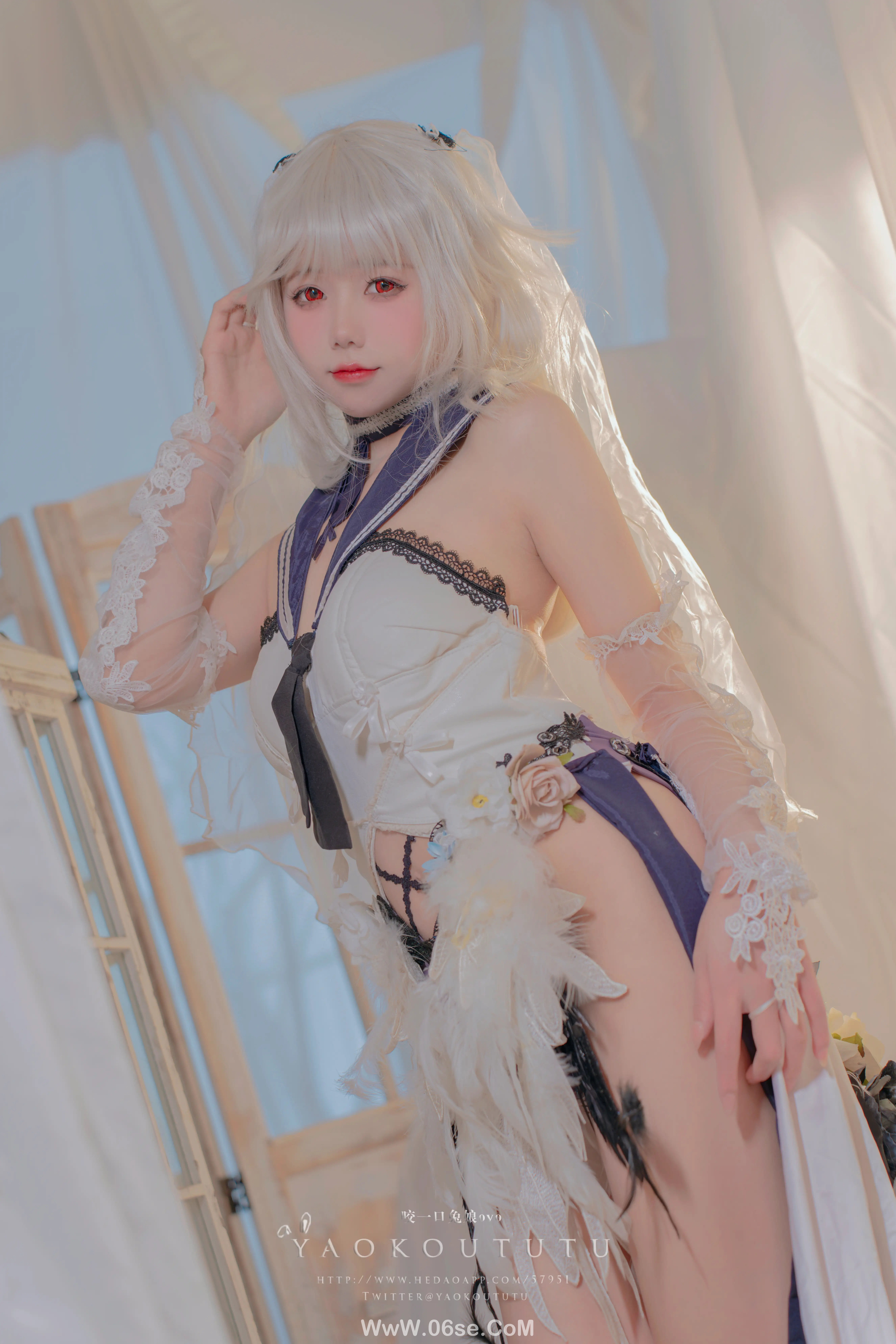 图片[24]-咬一口兔娘 梳妆的大小姐可畏-六色网