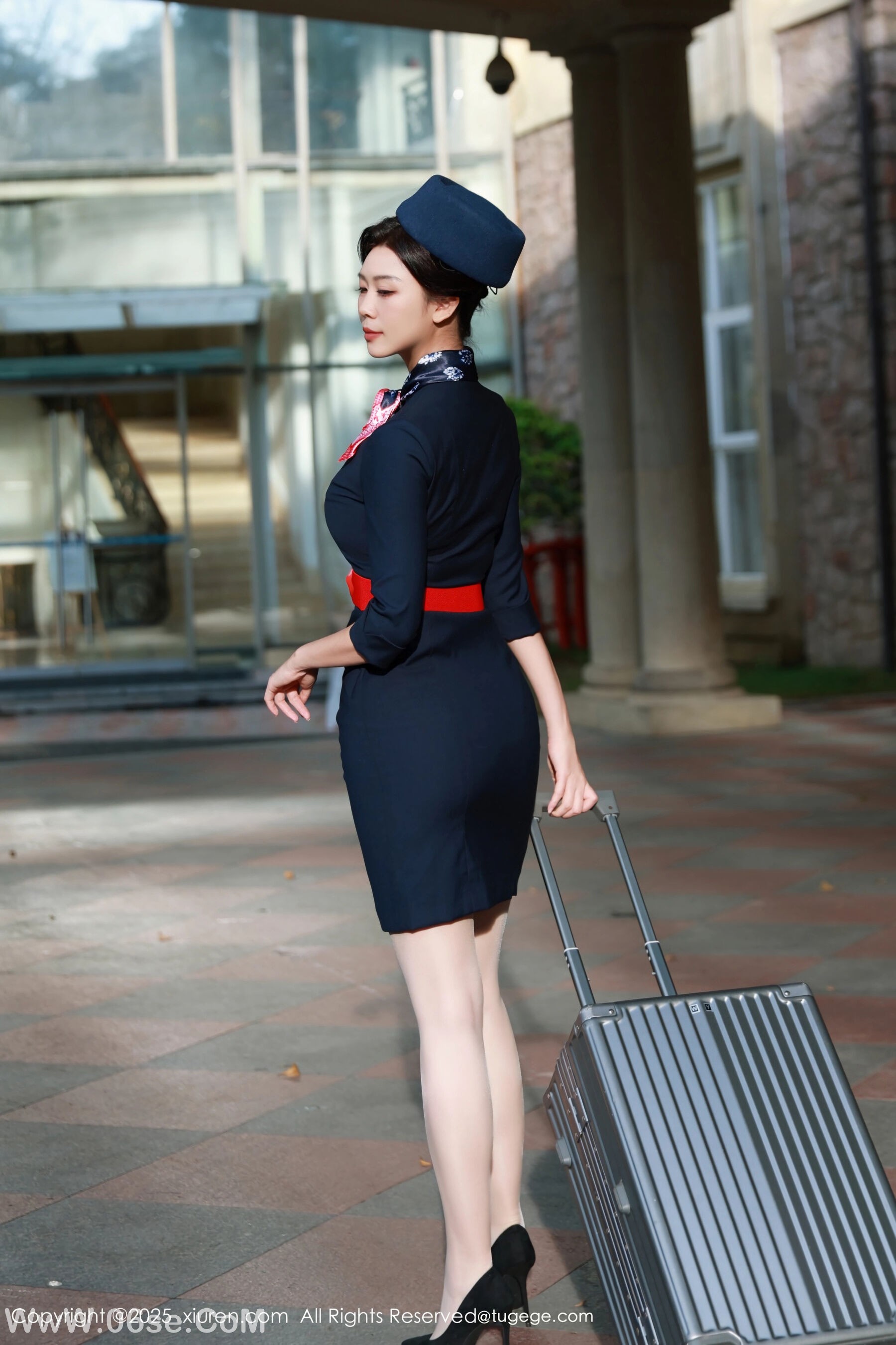 图片[2]-秀人网 – NO.11009 – 玫瑰我爱你 [84P]-六色网