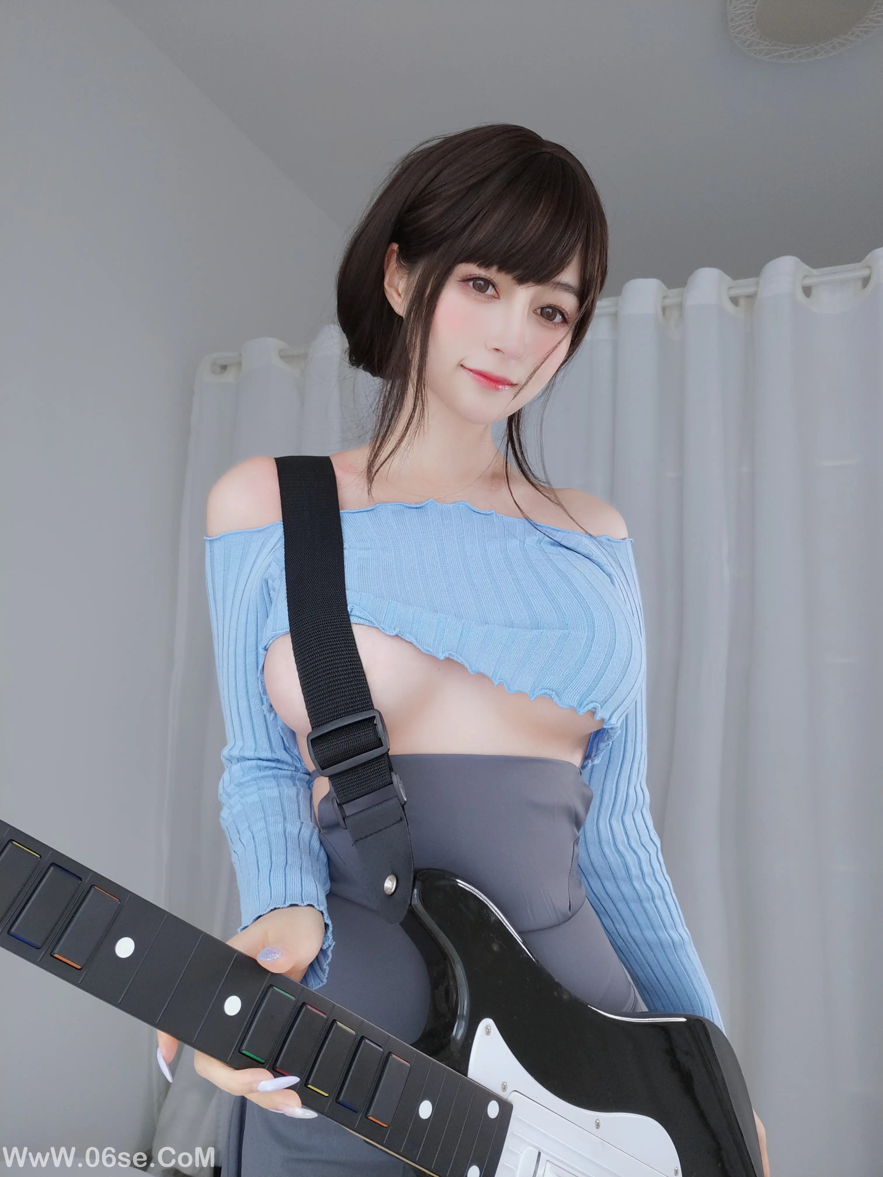图片[13]-白银81 – 自拍 吉他妹妹-六色网