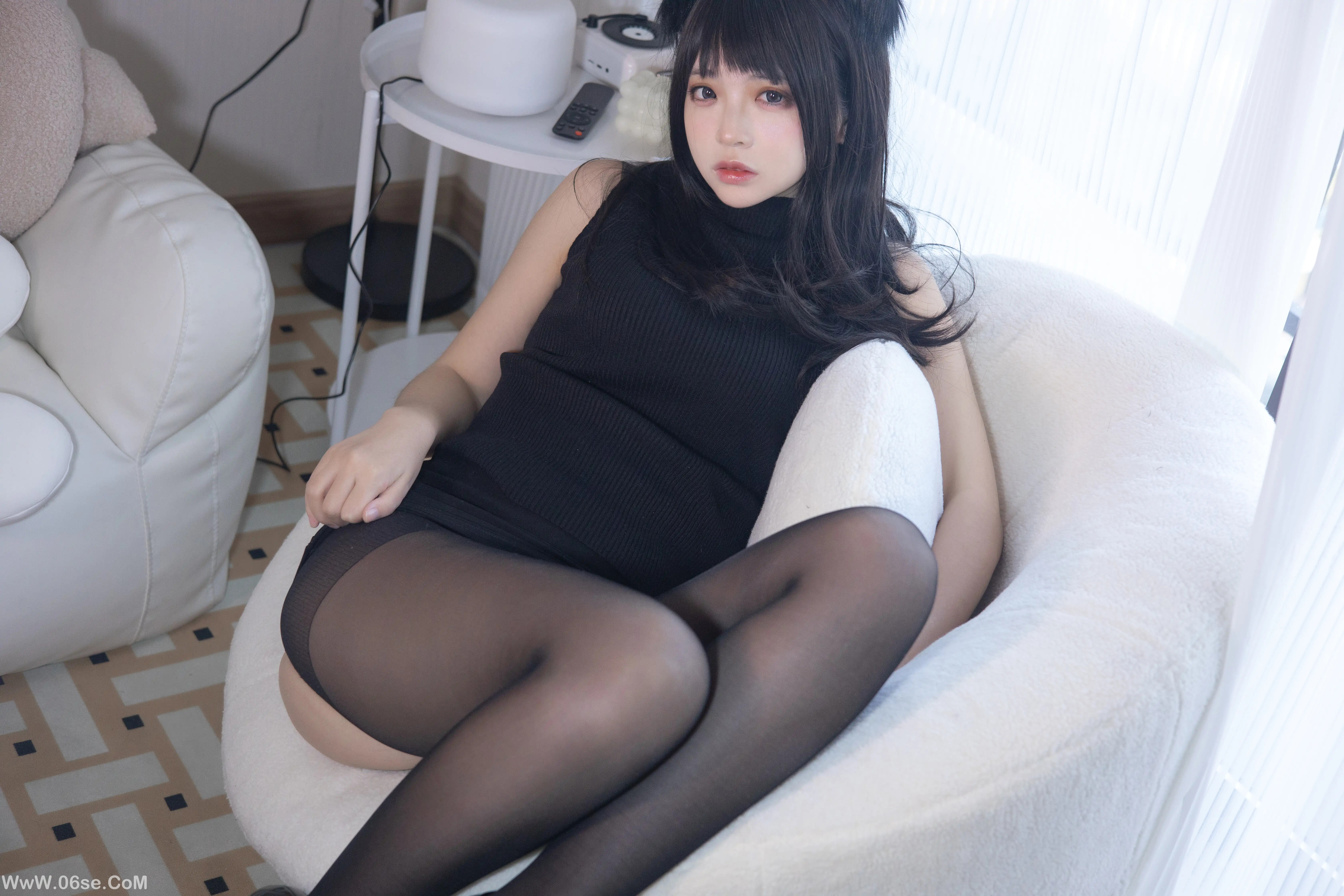 图片[37]-疯猫ss 黑毛衣少女-六色网