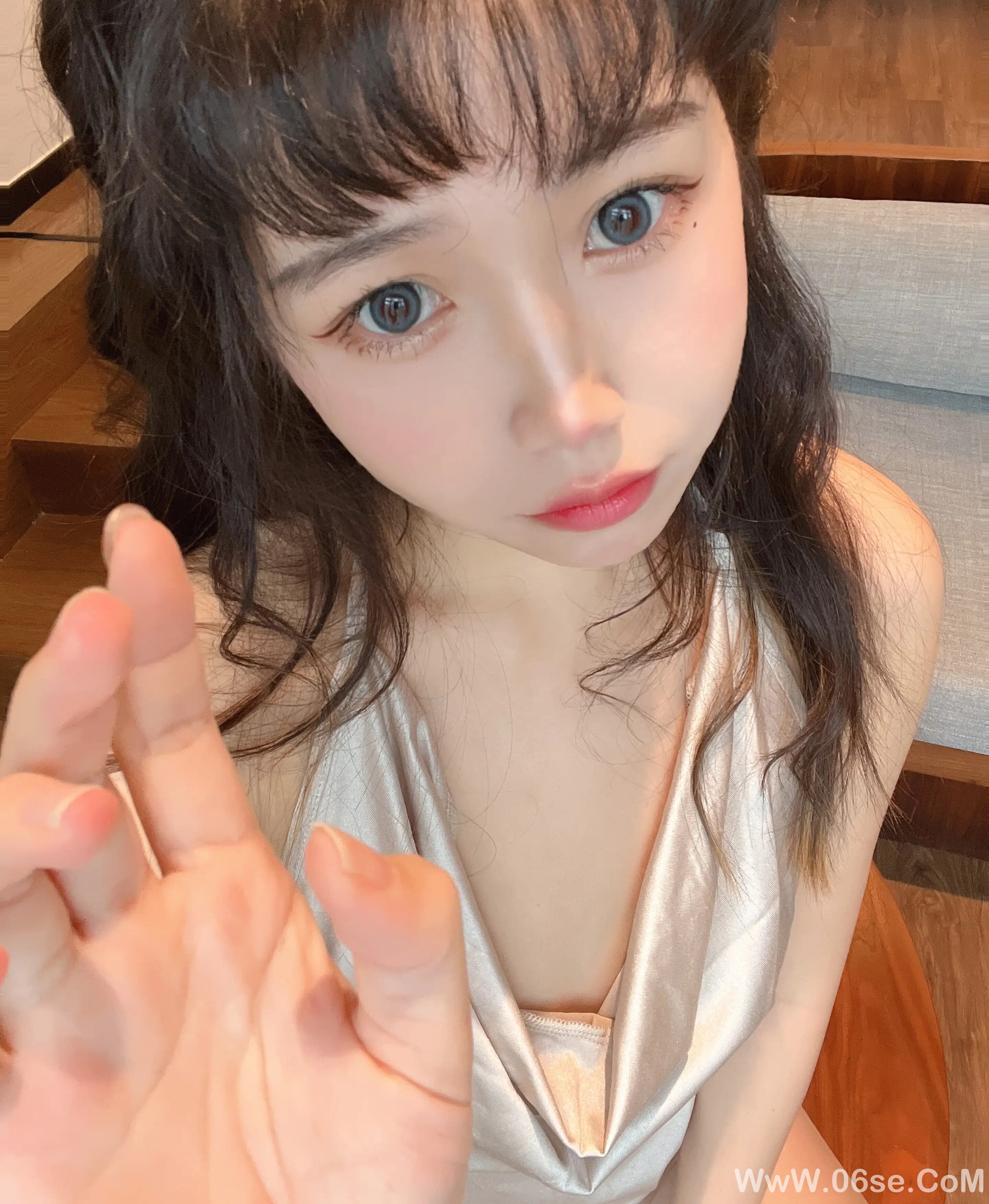 图片[9]-不呆猫 – 浴室人妻-六色网