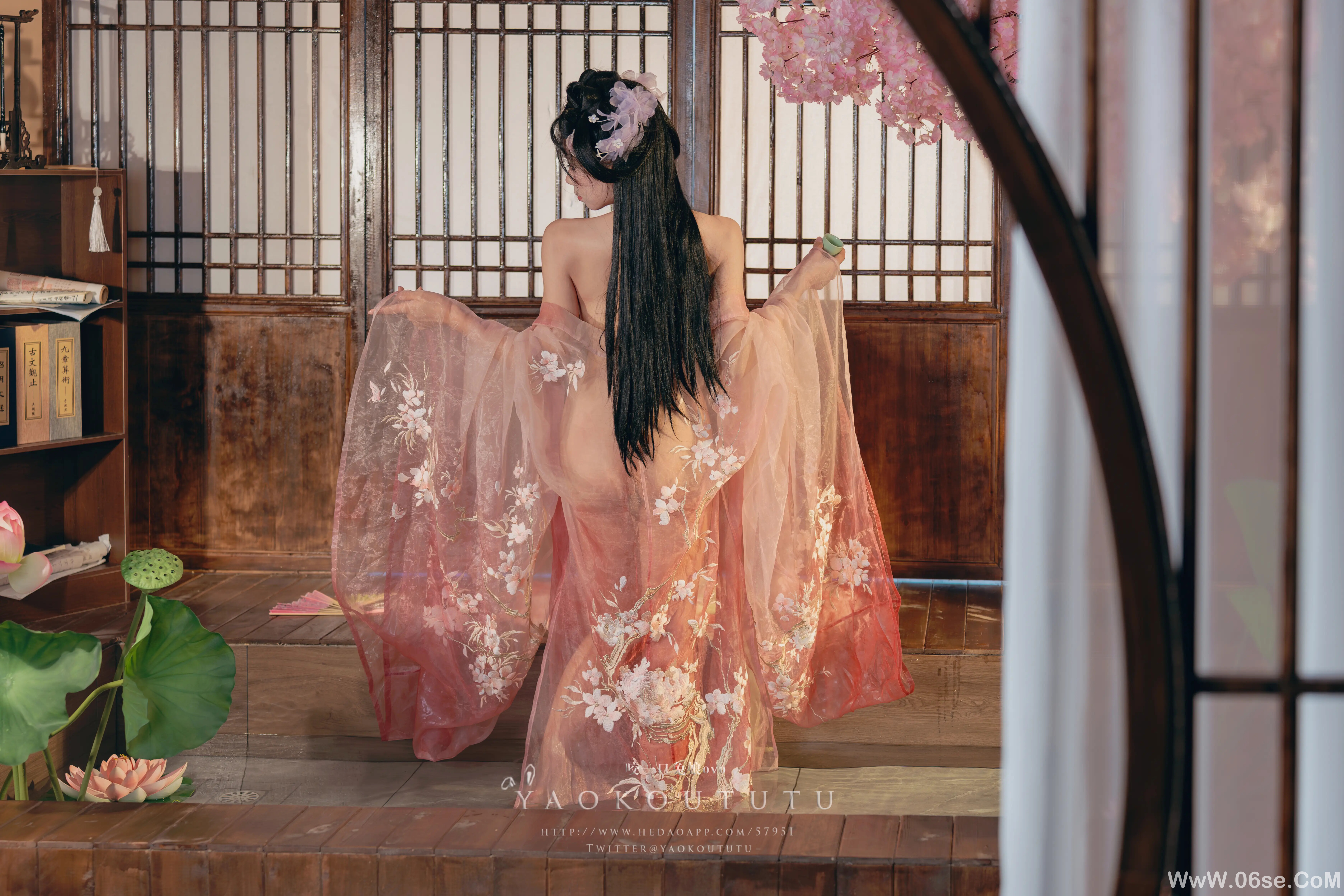 图片[25]-咬一口兔娘 游园惊梦-六色网