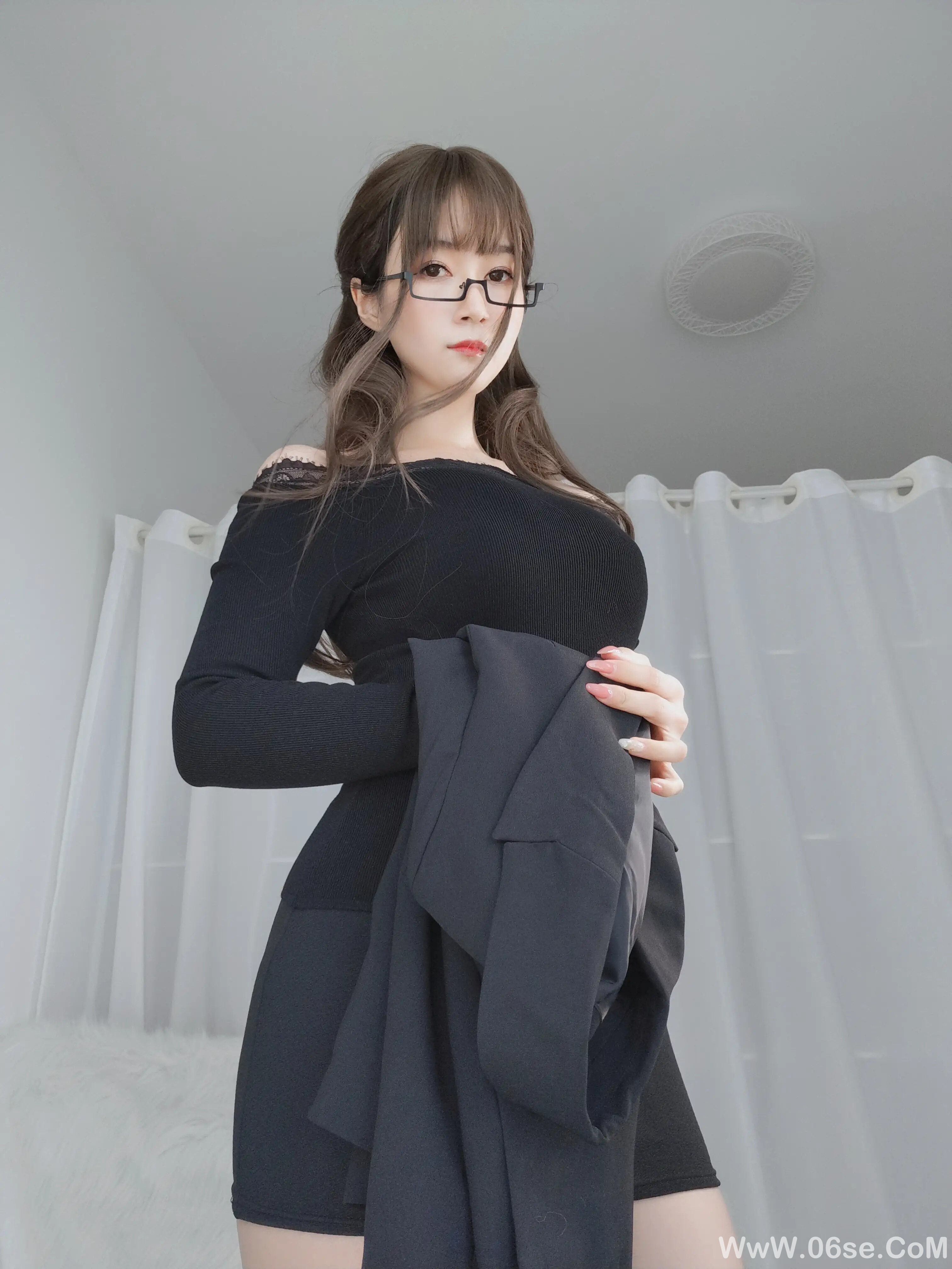 图片[26]-白银81 – 黑西服-六色网