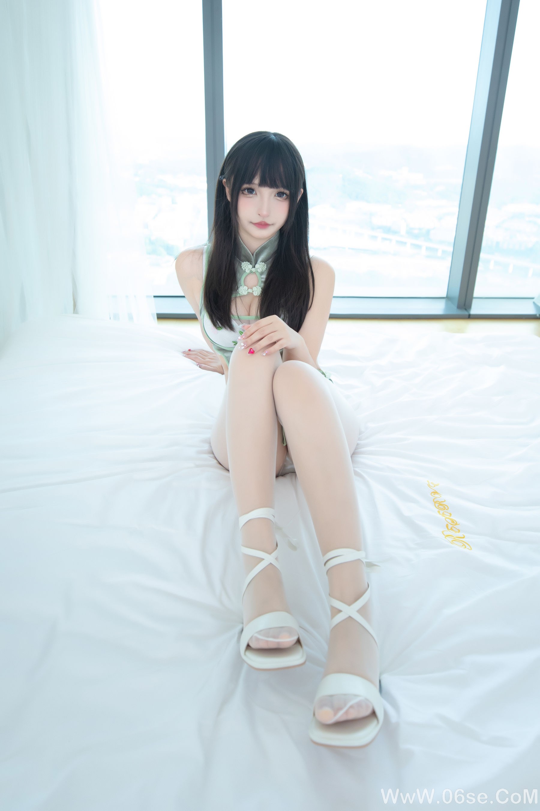 萝莉 神楽坂真冬 之青翠如梦 [75P]-六色网