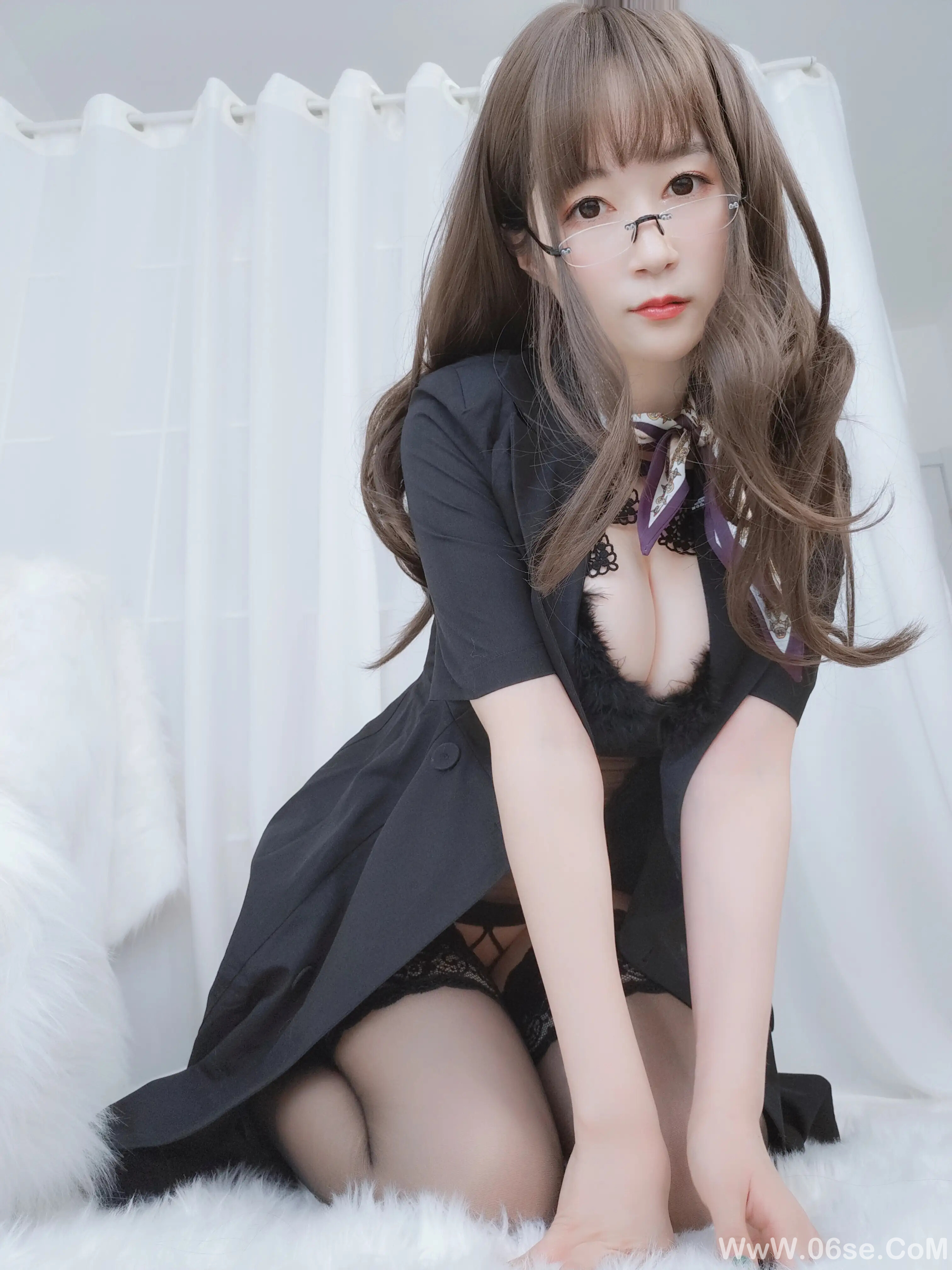图片[77]-白银81 – OL下的内衣-六色网