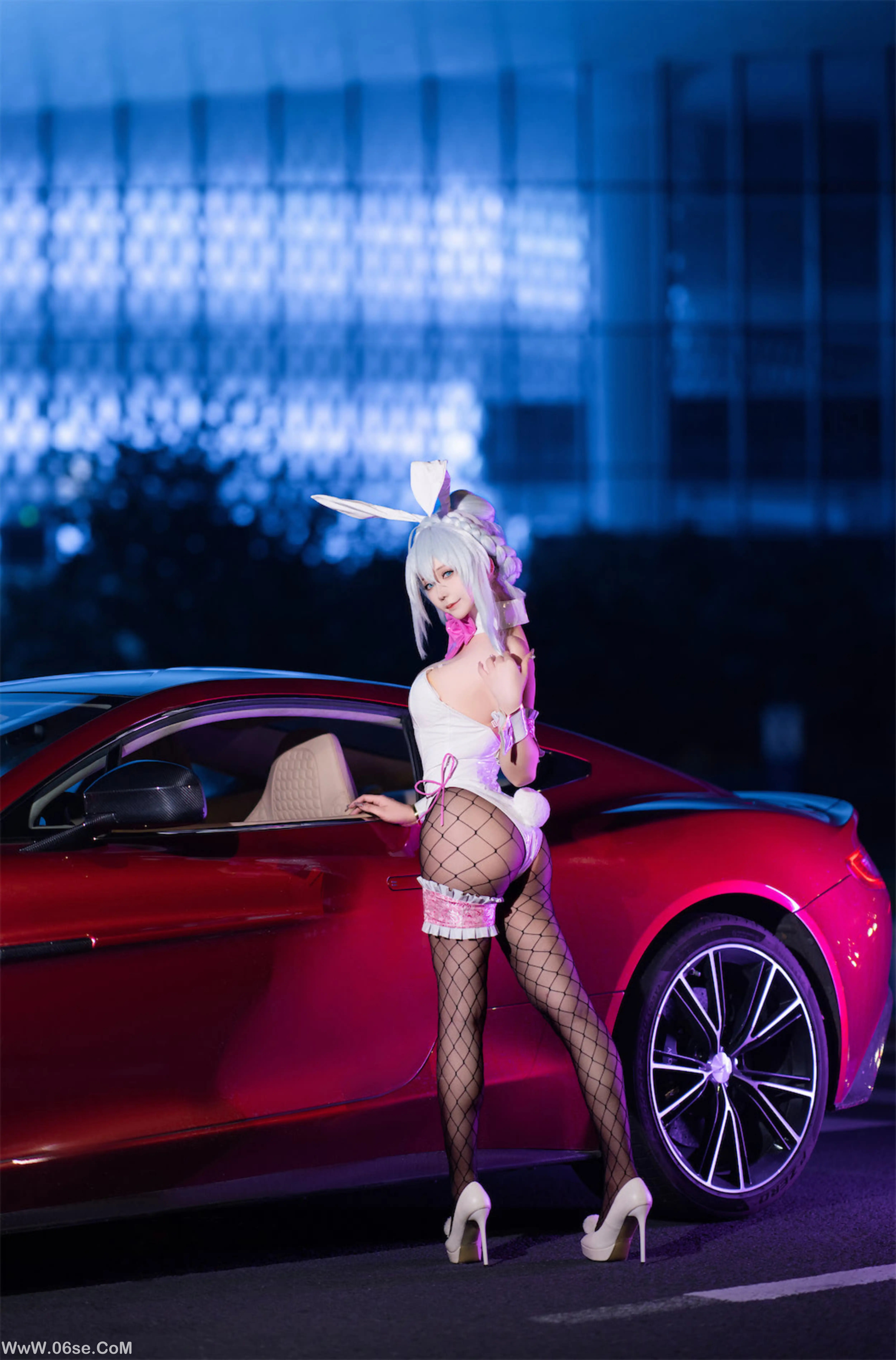 图片[8]-抱走莫子 – 雪女跑车兔女郎-六色网