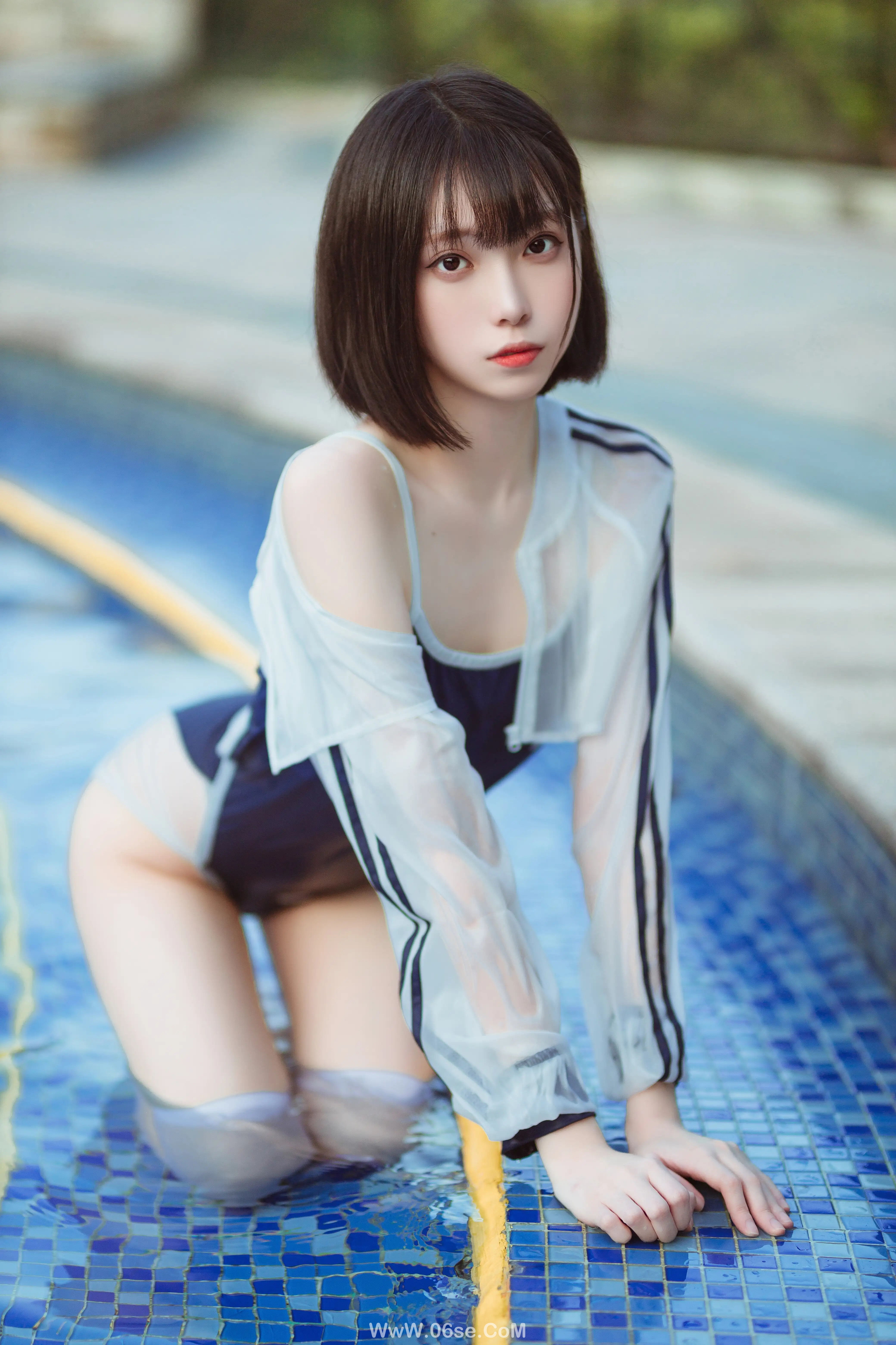 图片[25]-许岚LAN 泳池竟泳-六色网