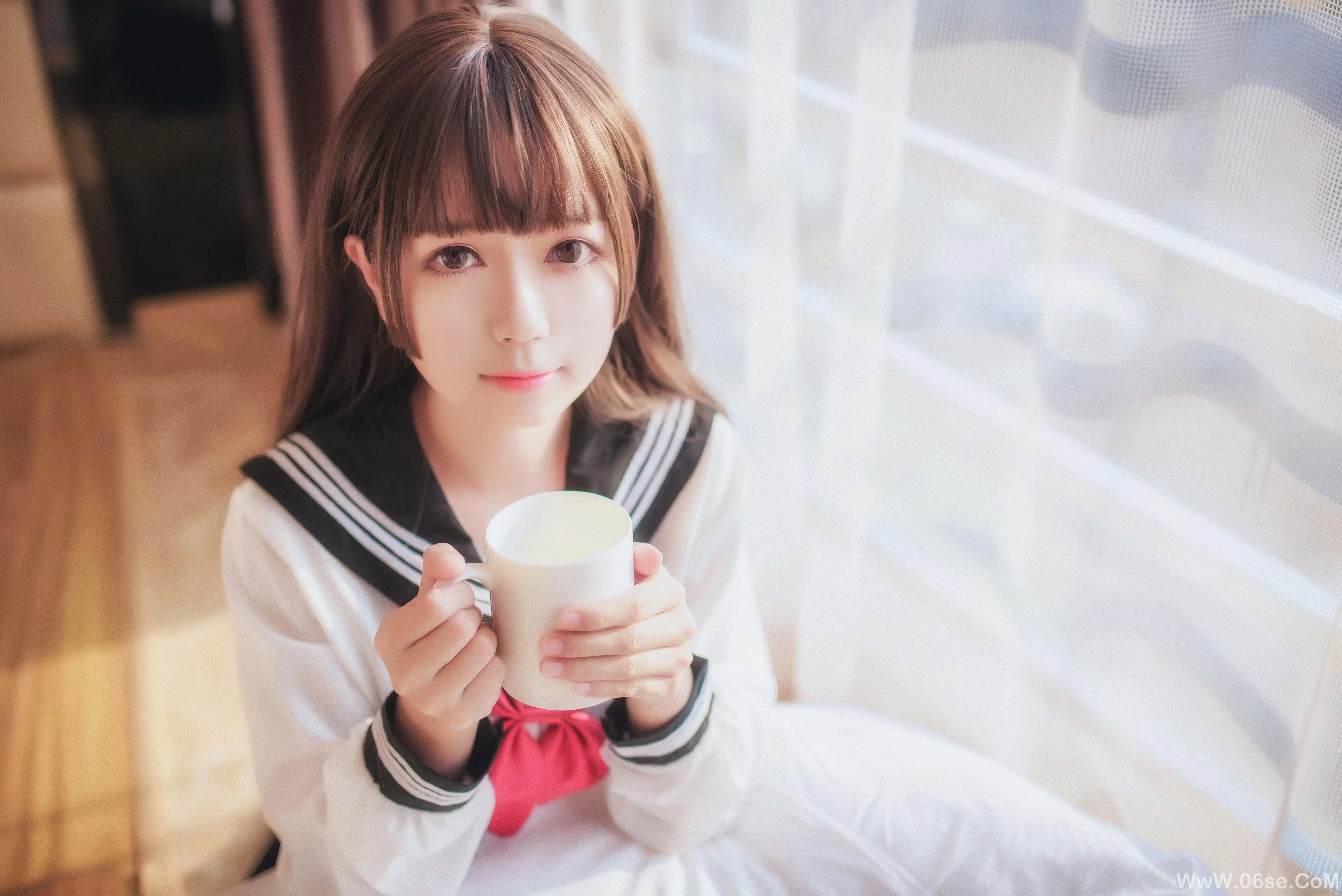 白金Saki – 黑丝水手服-六色网