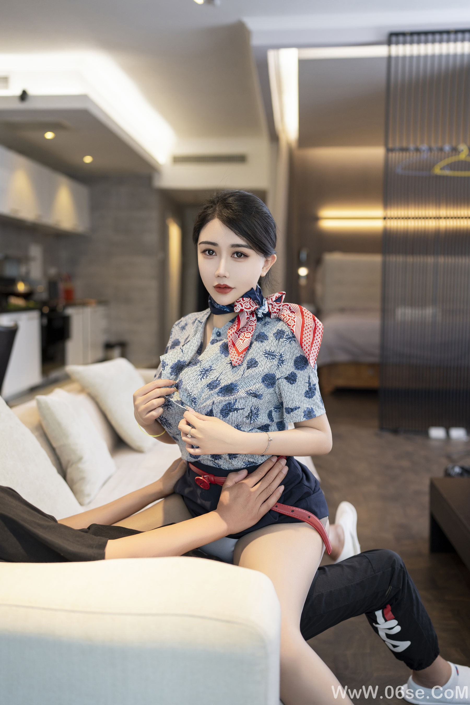 图片[20]-李若汐 – 性感空姐制服 [70P]-六色网