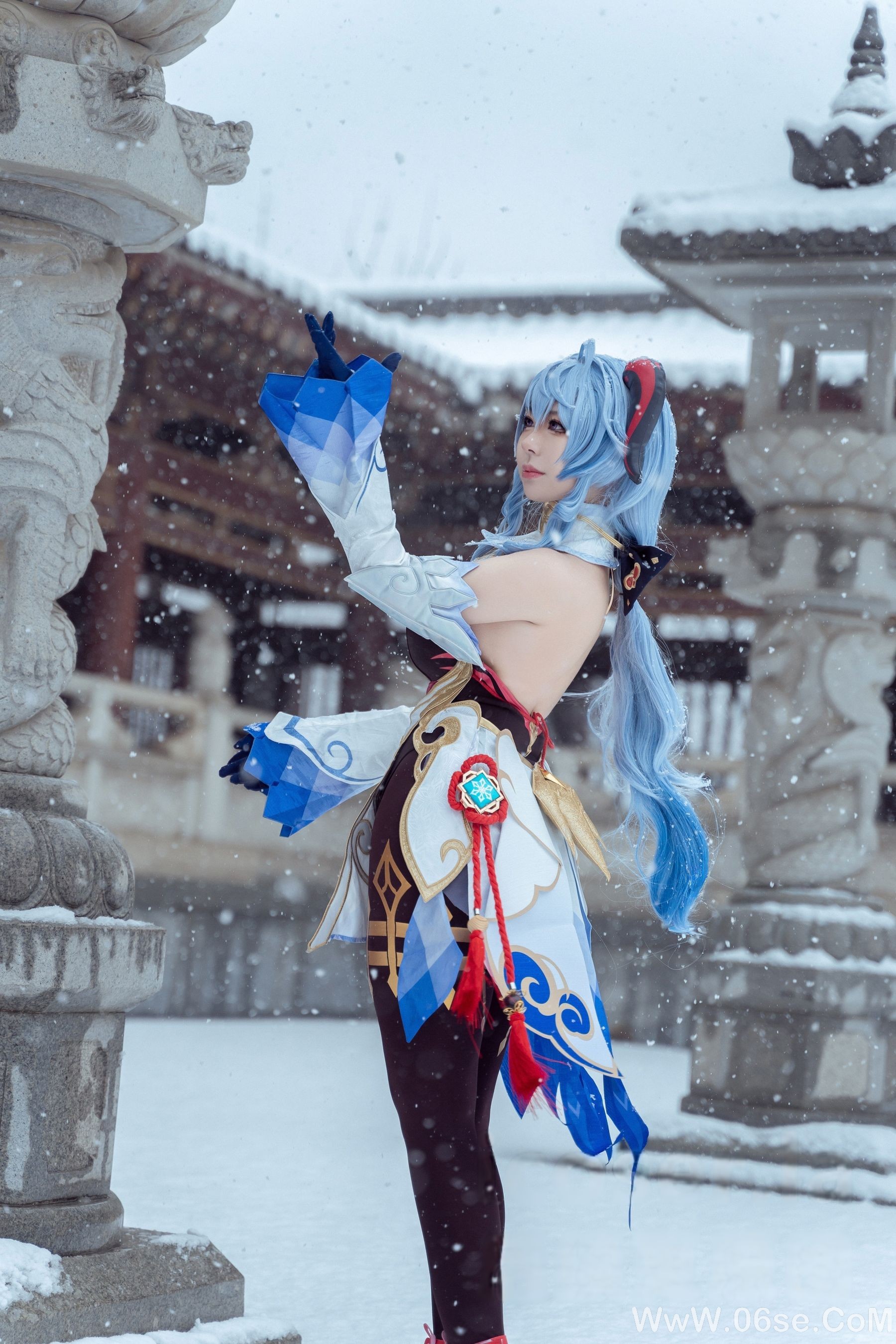 图片[20]-虎森森 – 原神 甘雨 雪景 [42P]-六色网