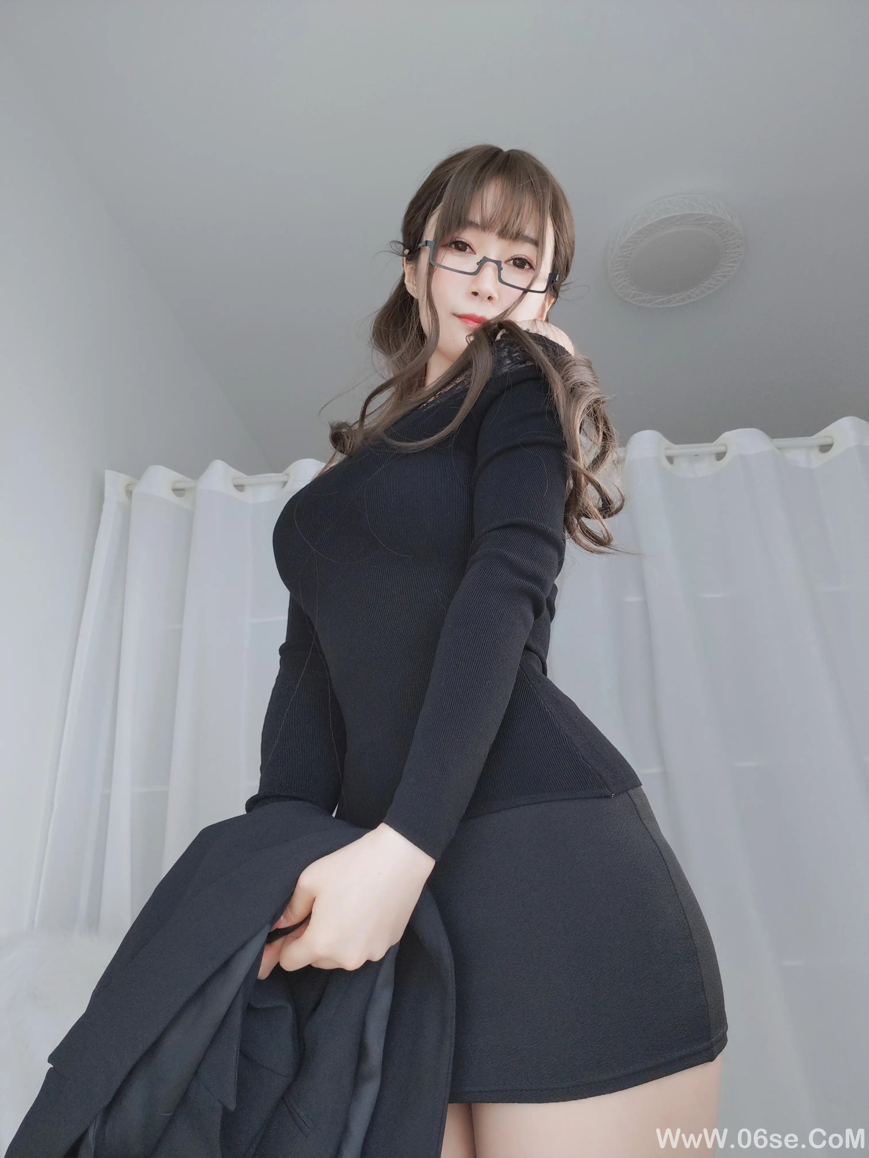 图片[28]-白银81 – 黑西服-六色网