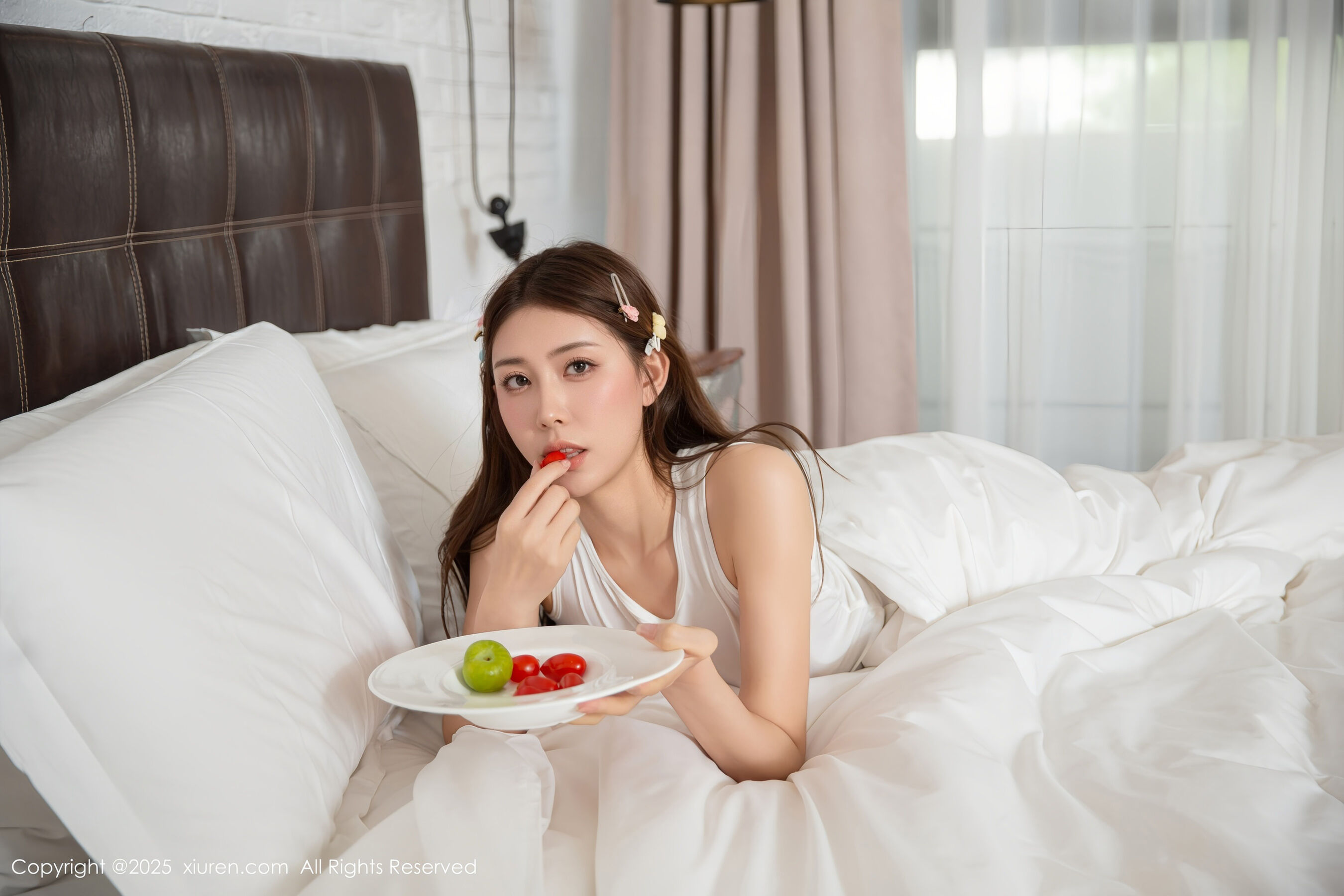 图片[2]-[Xiuren秀人网] 2025.08.22 NO.10679 悦兮[73P]-六色网