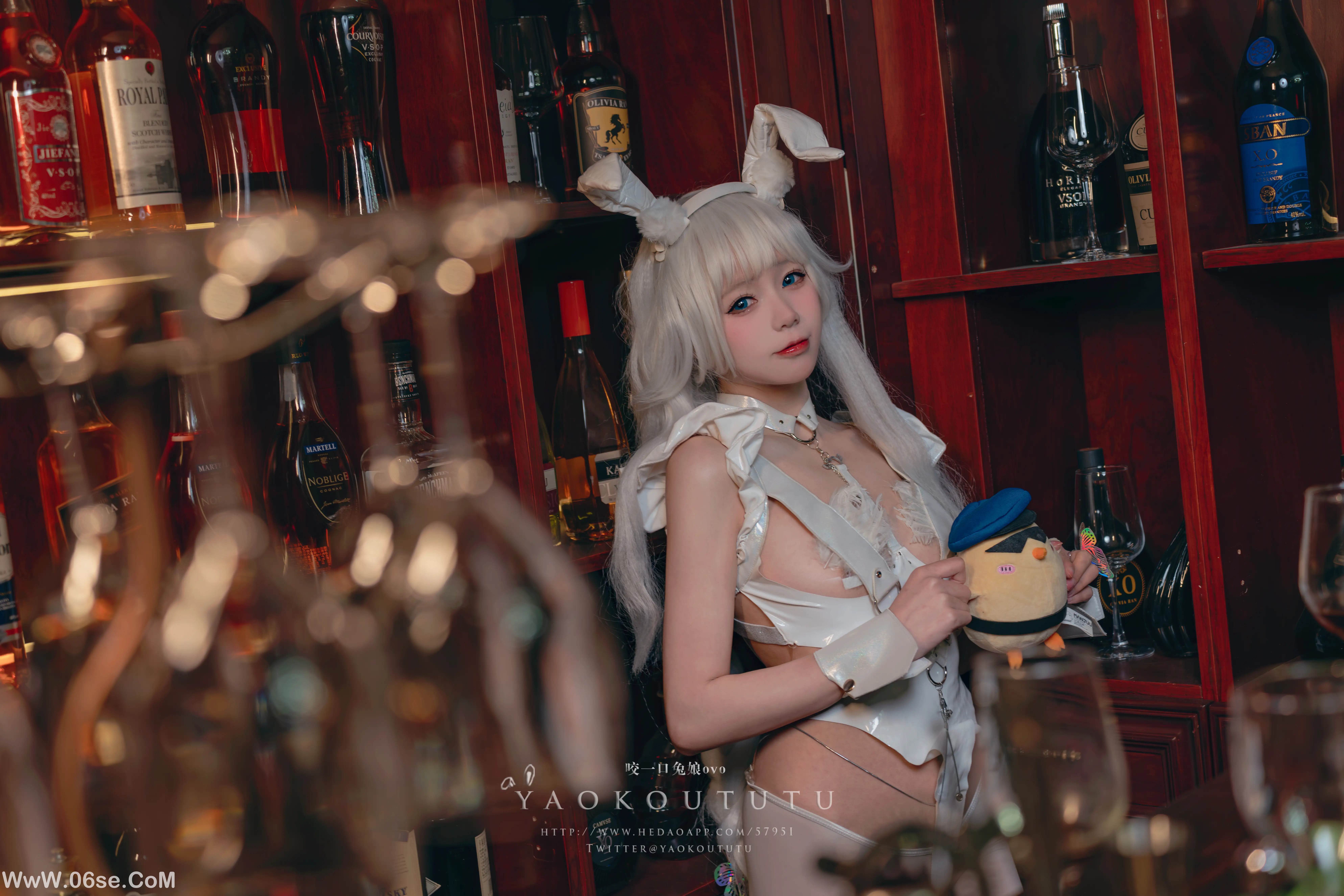 图片[3]-咬一口兔娘 恶毒酒吧-六色网