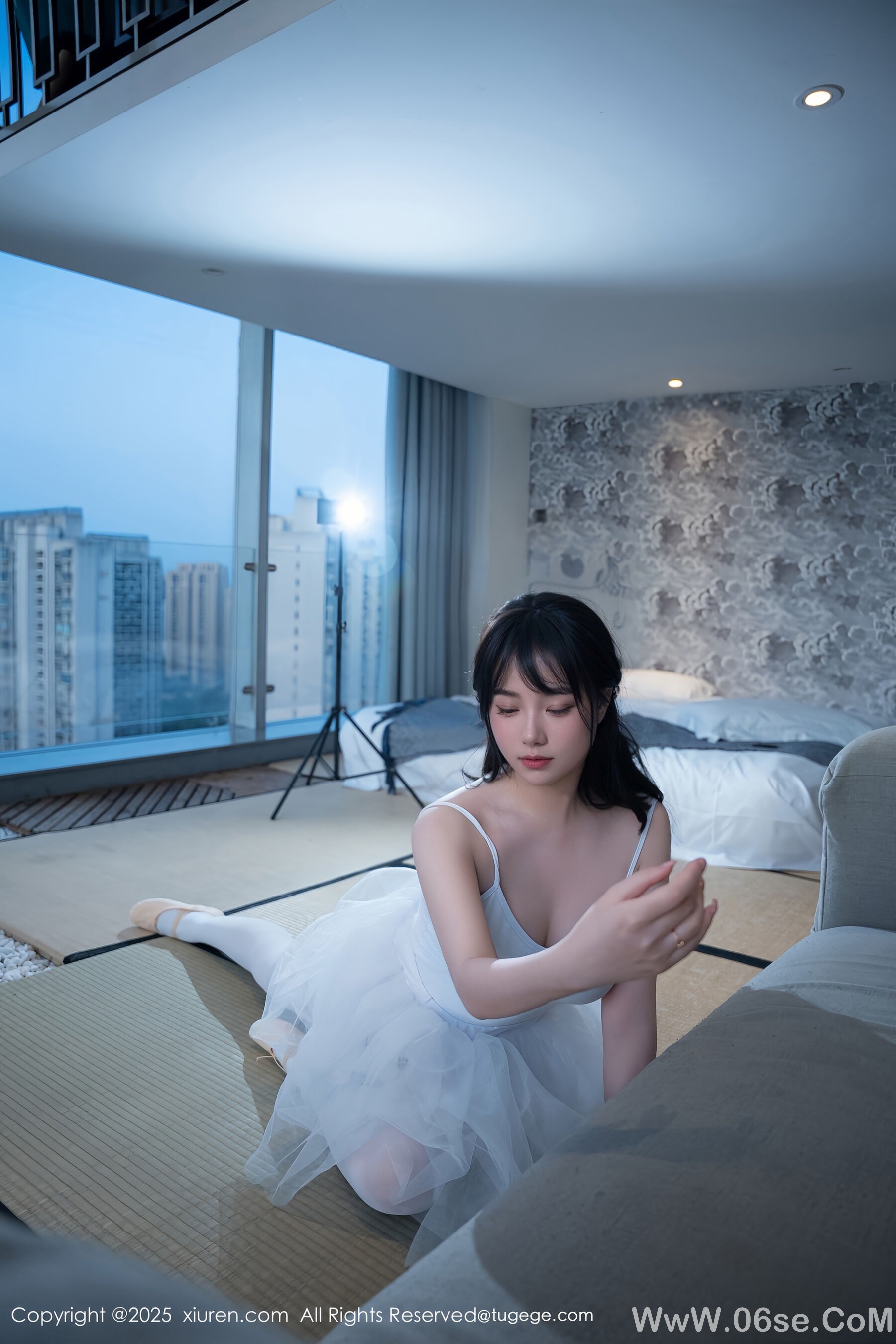 图片[44]-[Xiuren秀人网] 2025.07.23 NO.10575 揉揉肉肉 软情[79P]-六色网