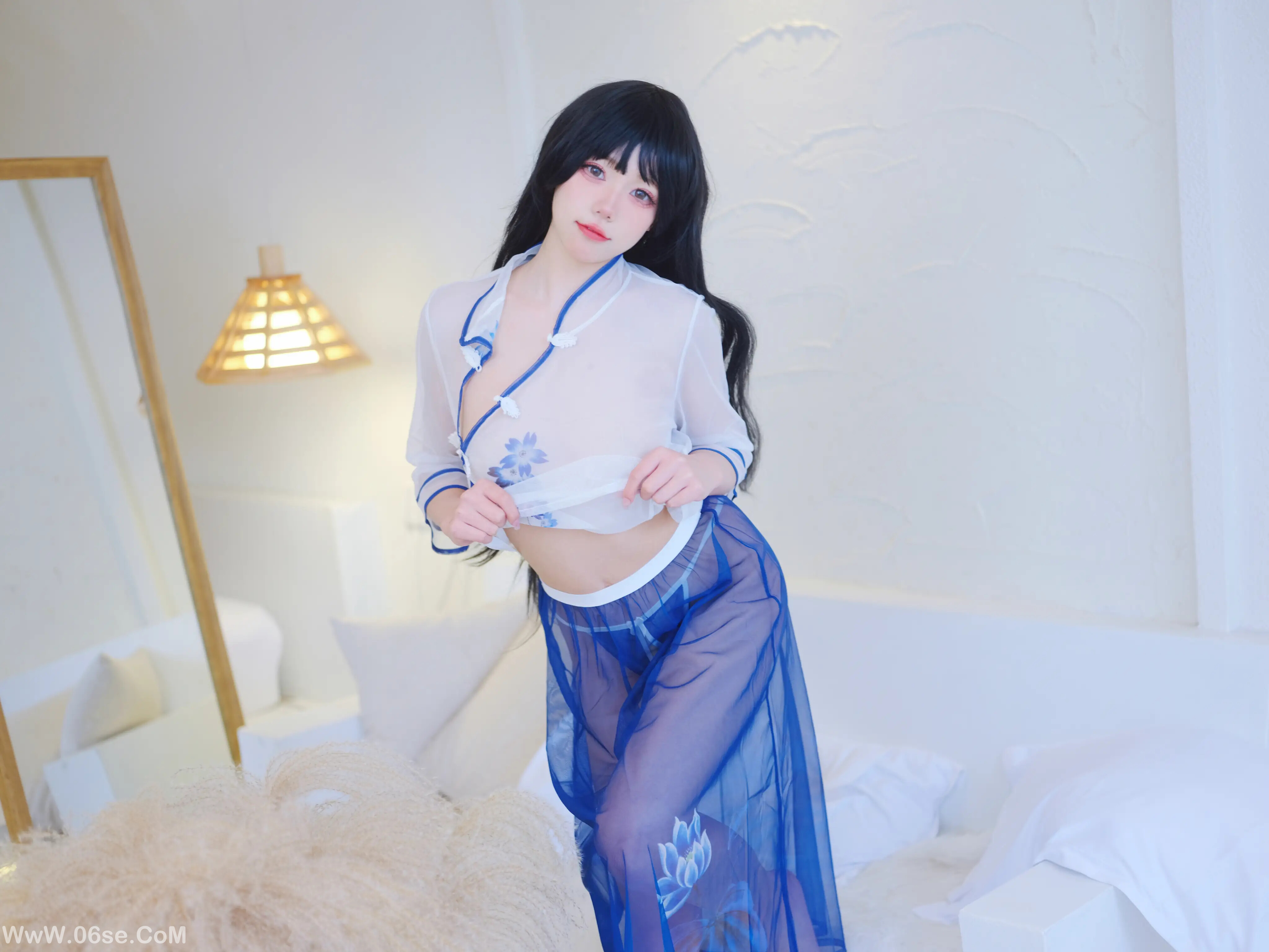 图片[22]-咬一口兔娘 古风情趣三套-六色网