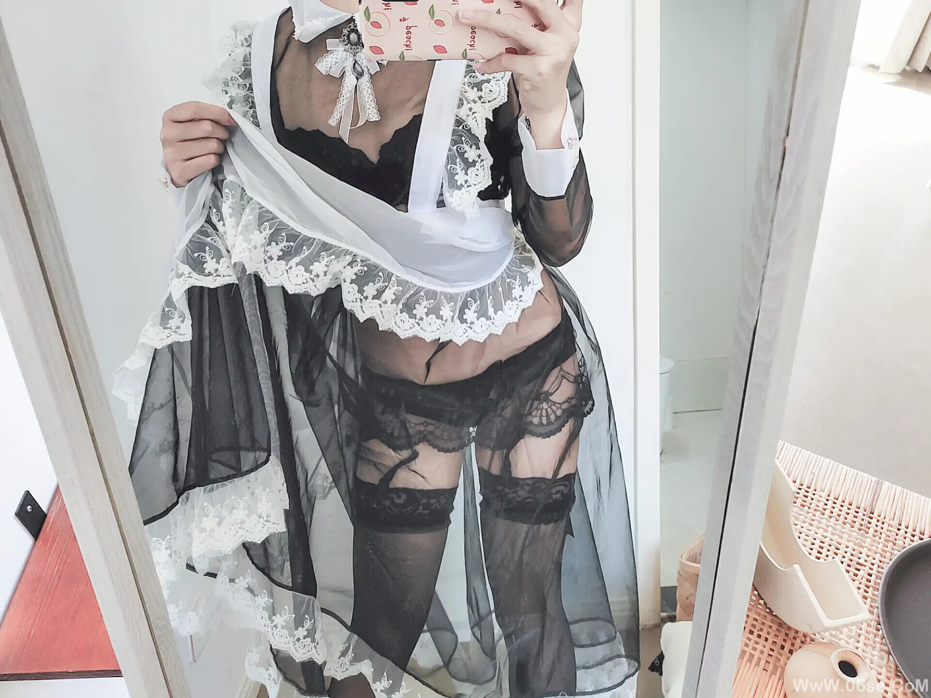 图片[33]-蠢沫沫 – 透明女仆 自拍-六色网
