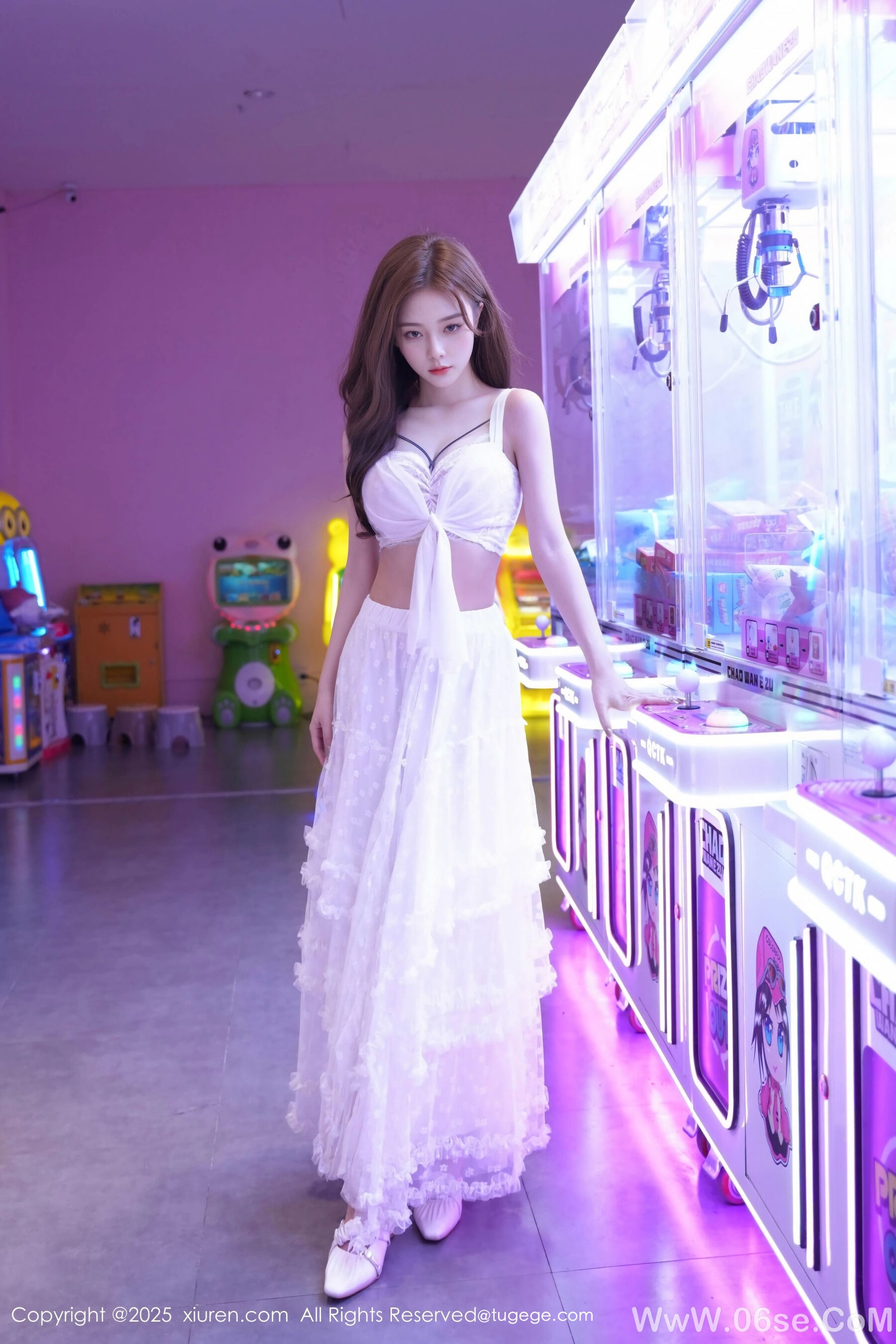 图片[2]-[Xiuren秀人网] 2025.09.22 NO.10791 拍黄瓜girl[75P]-六色网