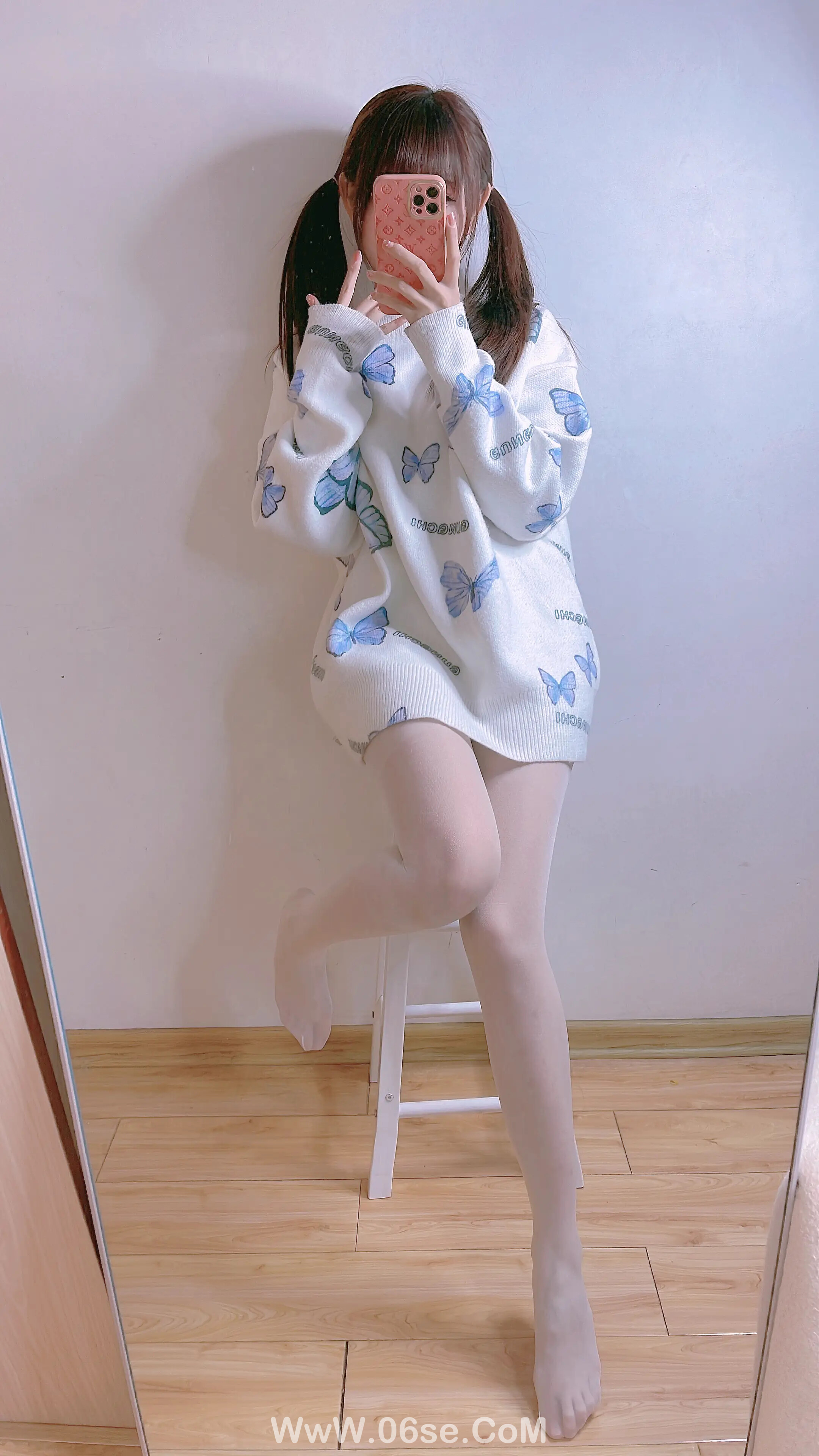 图片[18]-miko酱ww 自拍系列mikoの白丝01-六色网