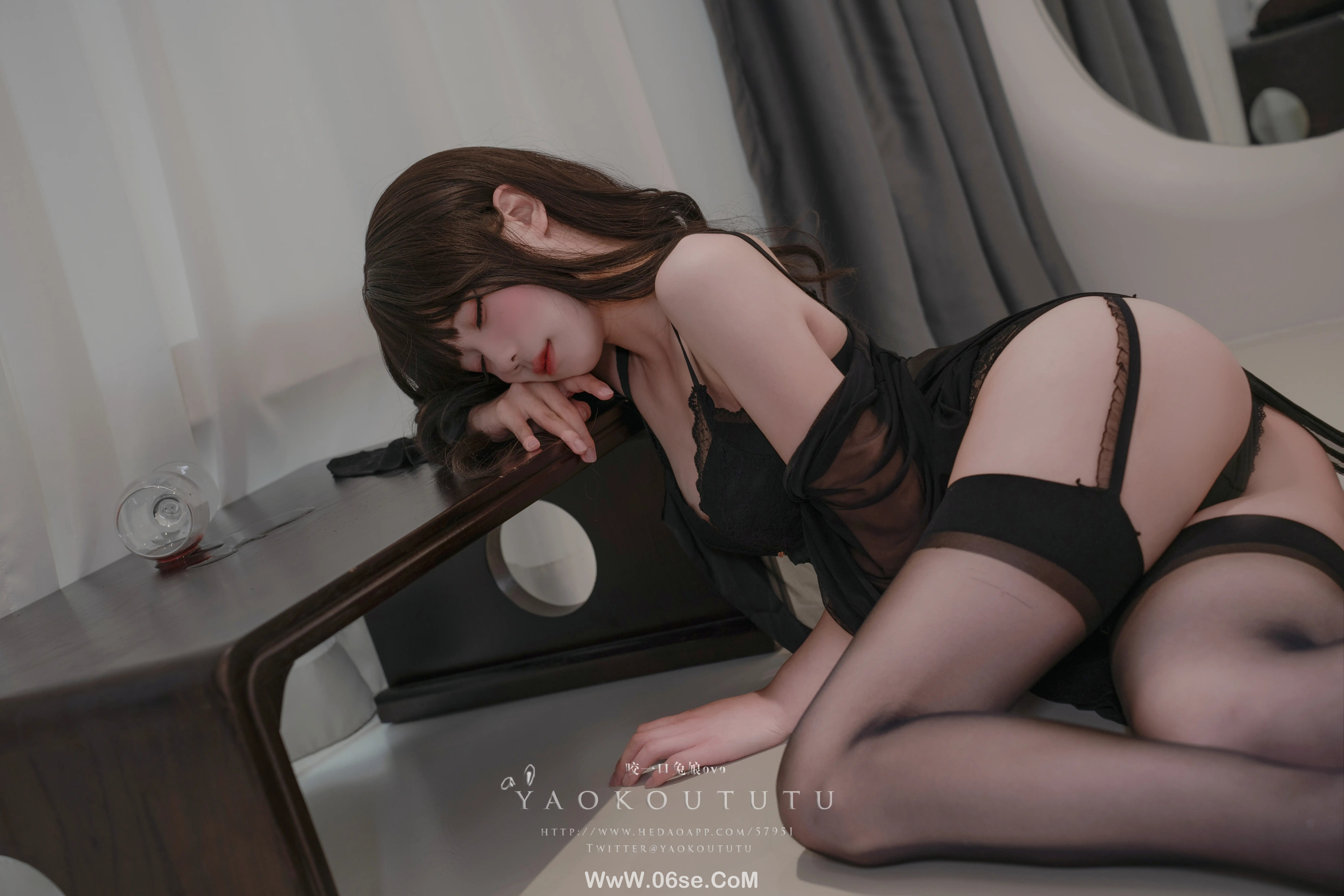 图片[33]-咬一口兔娘_六月订阅『微醺大姐姐』-六色网