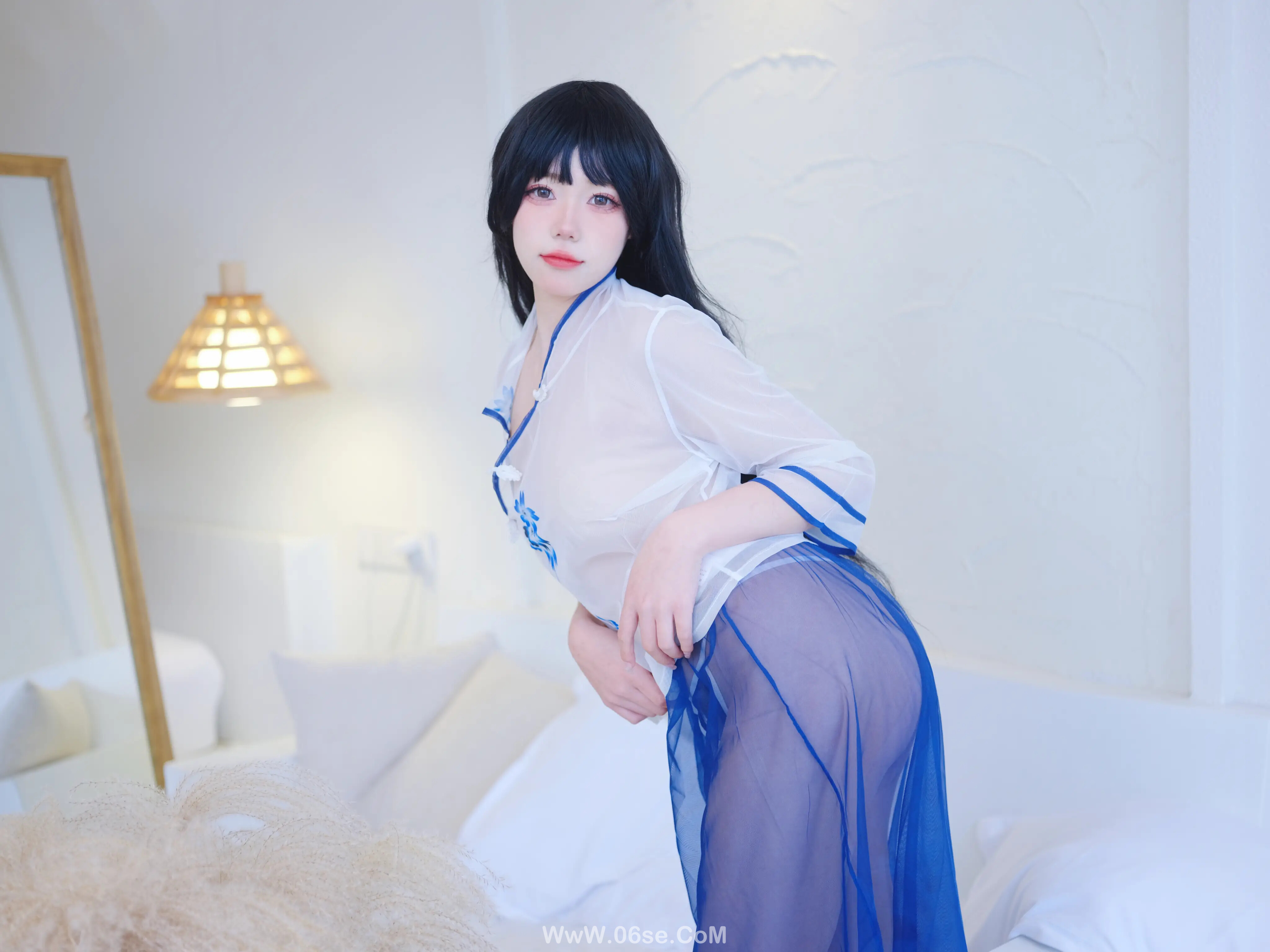 图片[23]-咬一口兔娘 古风情趣三套-六色网