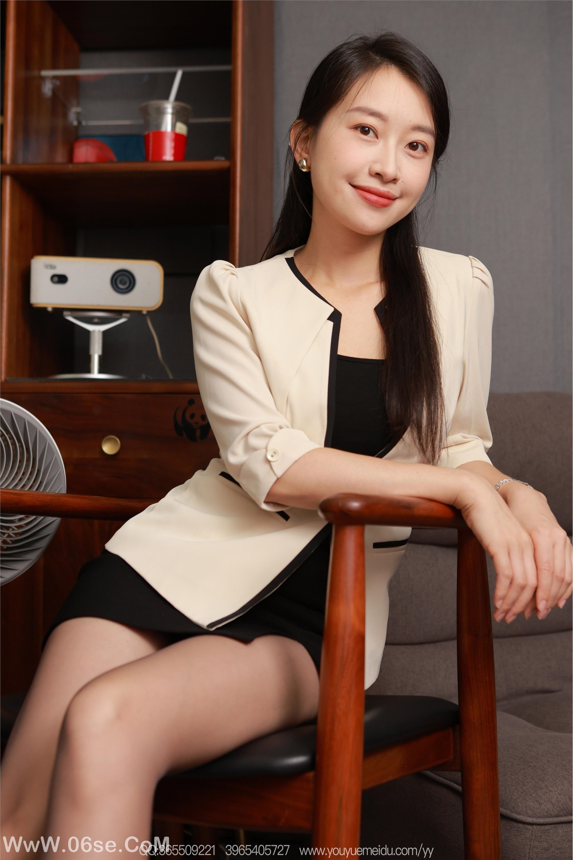图片[75]-IESS异思趣向 2025.10.28 丝享家 2196 小婕温柔OL风[104P]-六色网