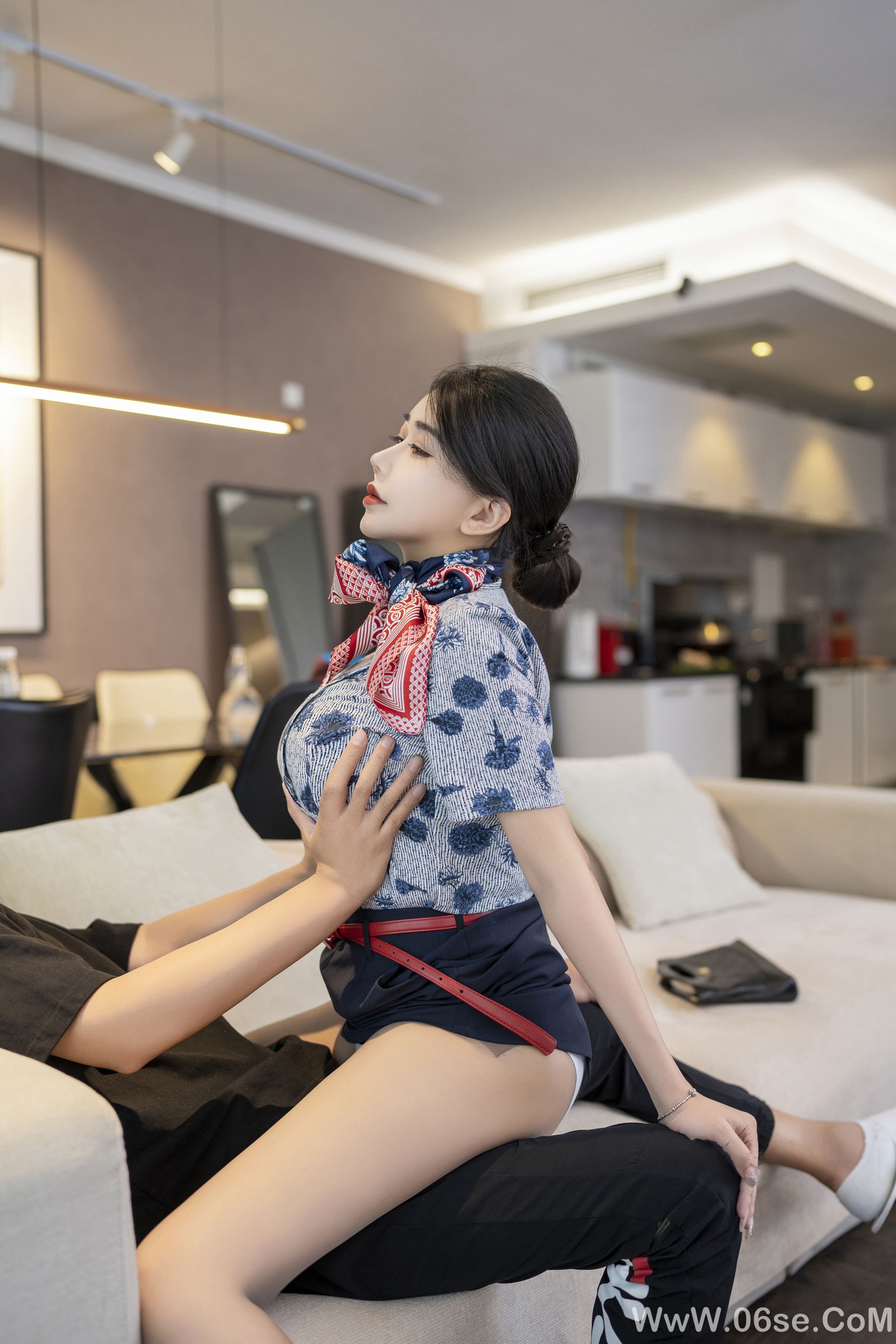 图片[14]-李若汐 – 性感空姐制服 [70P]-六色网