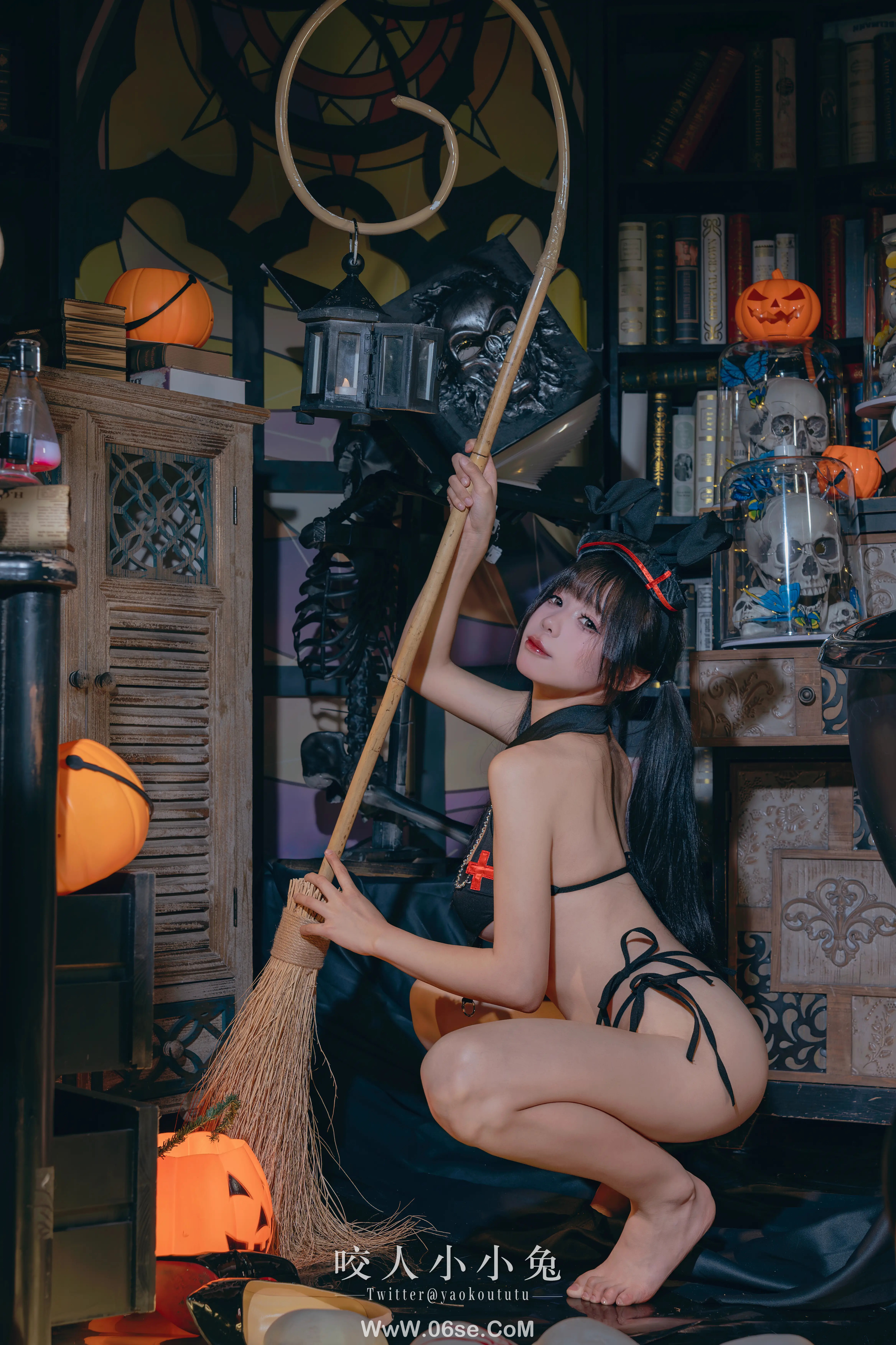 图片[27]-咬一口兔娘_十一月t3特典『万圣节看護士』-六色网