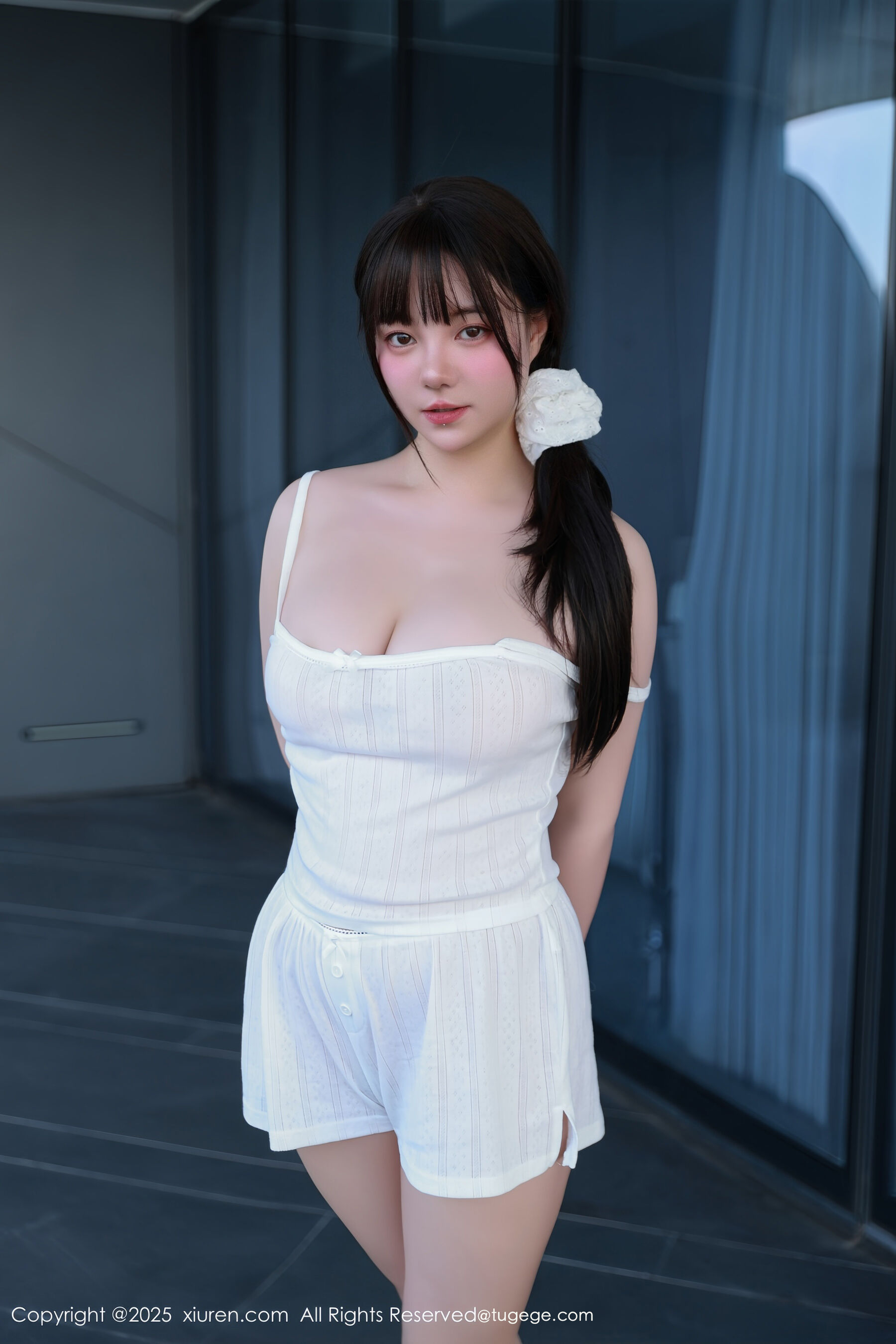 图片[17]-[Xiuren秀人网] 2025.10.09 NO.10841 揉揉肉肉 软情[71P]-六色网