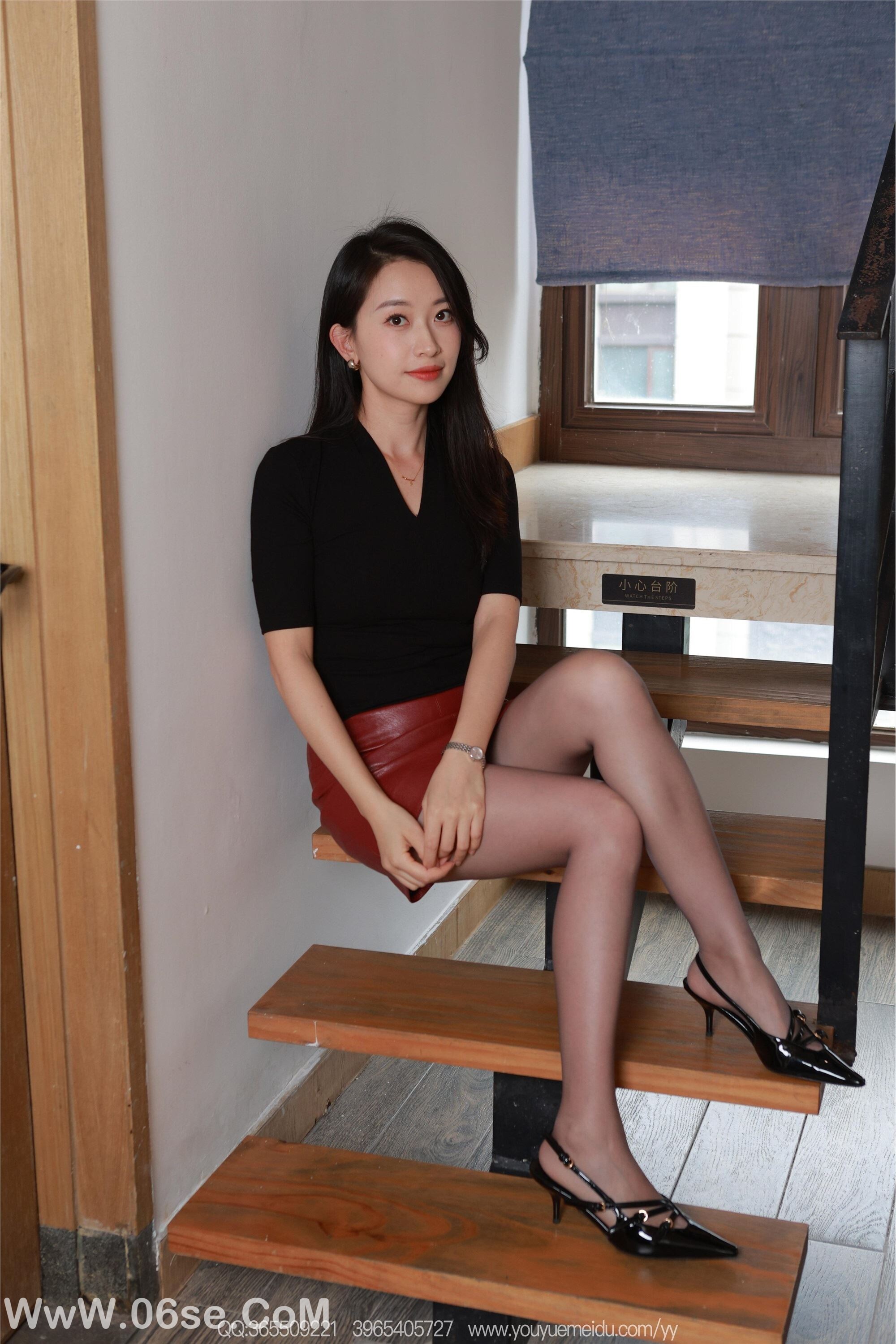 图片[10]-IESS异思趣向 2025.11.12 丝享家 2208 小婕《红色小皮裙》-六色网
