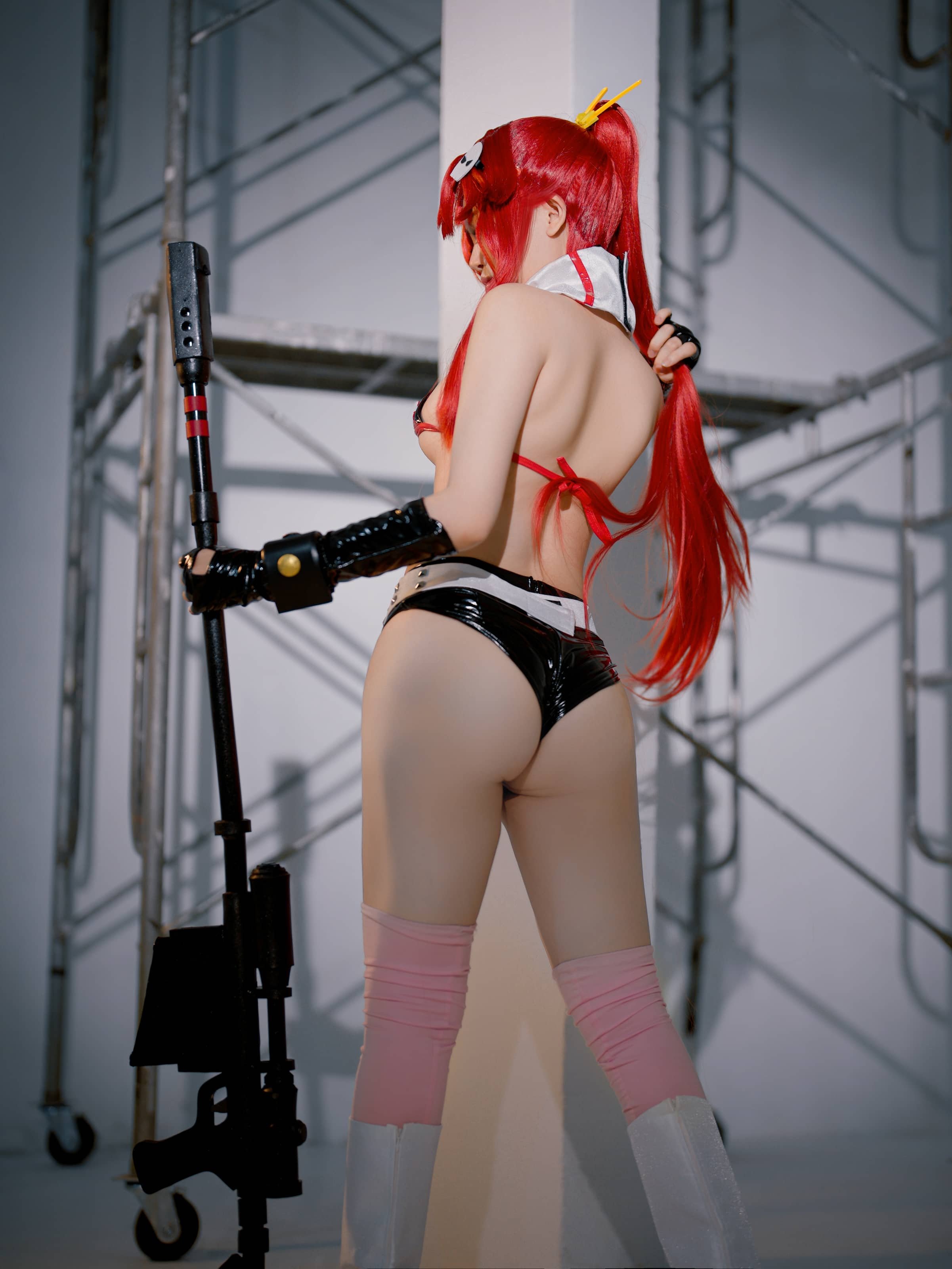 ZinieQ No.013 - Yoko Littner [38P]