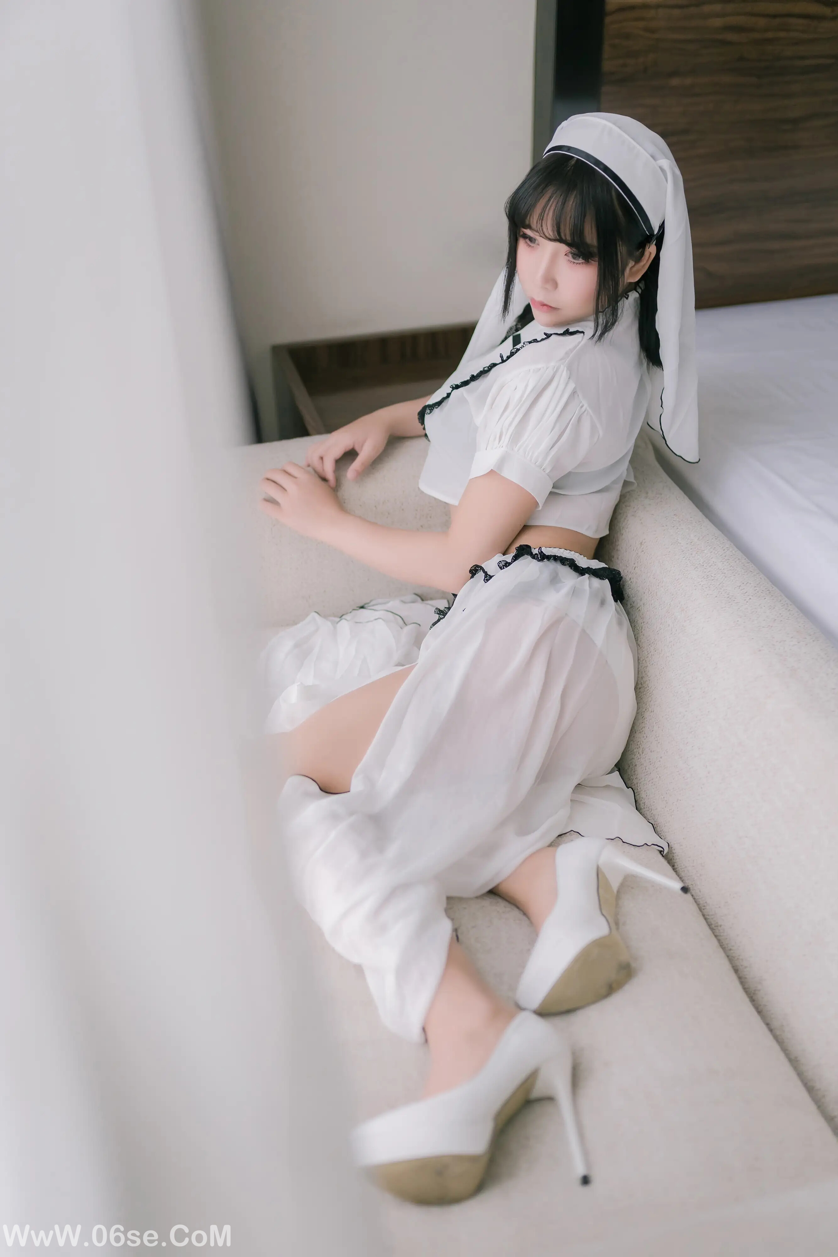 图片[2]-抱走莫子 – 纯白修女-六色网