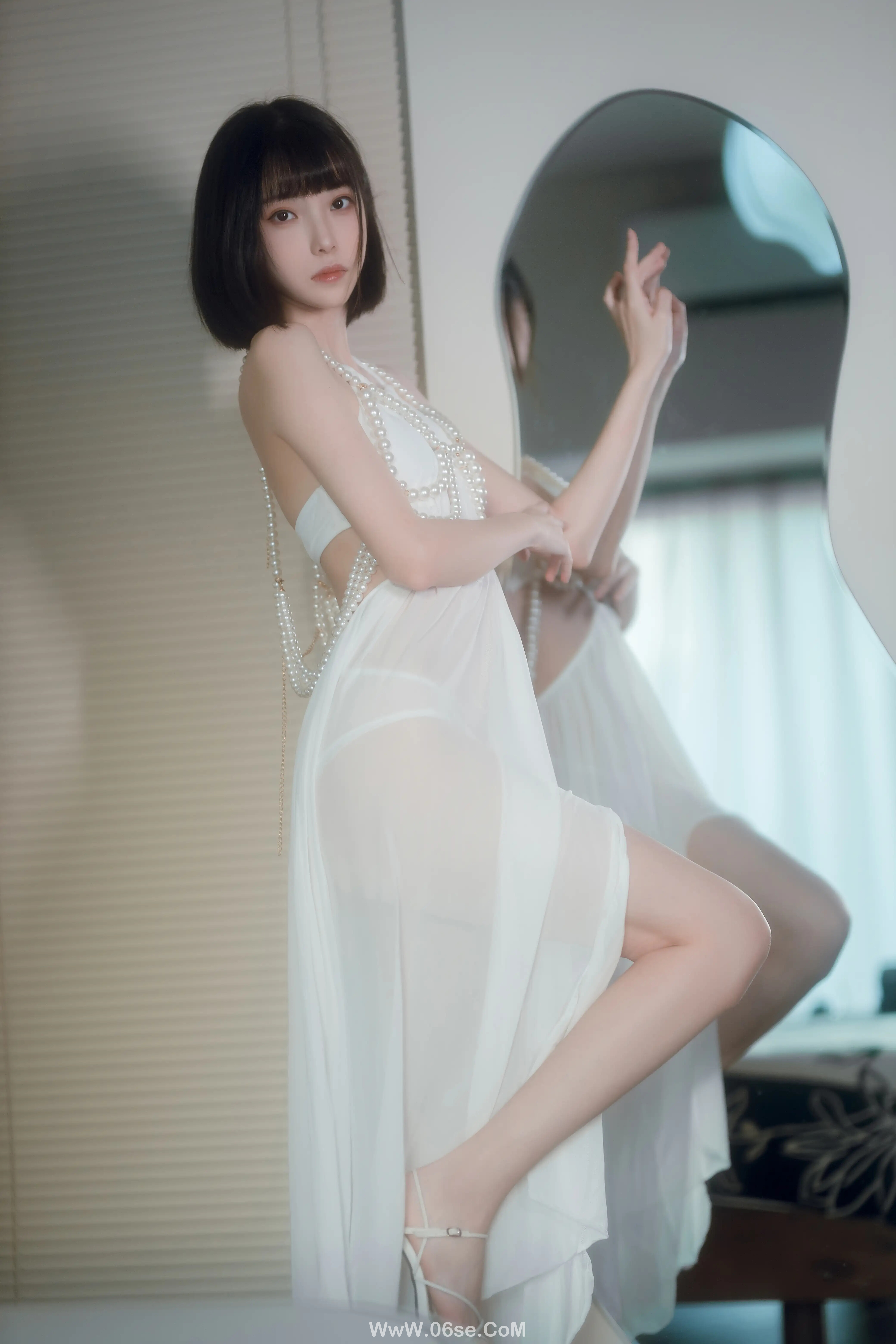 图片[4]-许岚LAN 晨间女友-六色网