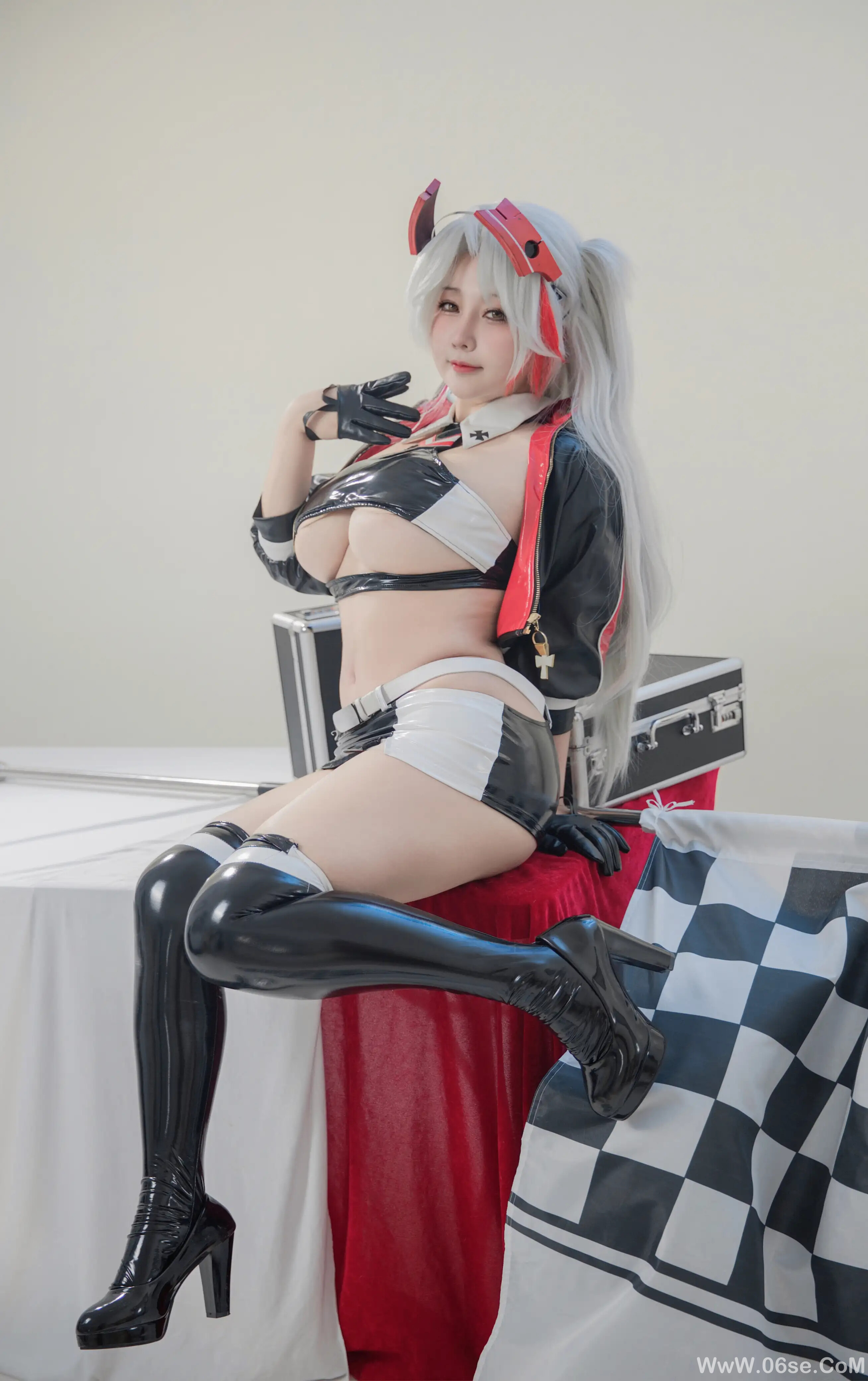 图片[9]-KANEKO_咔喵 – 欧根亲王 赛车服-六色网