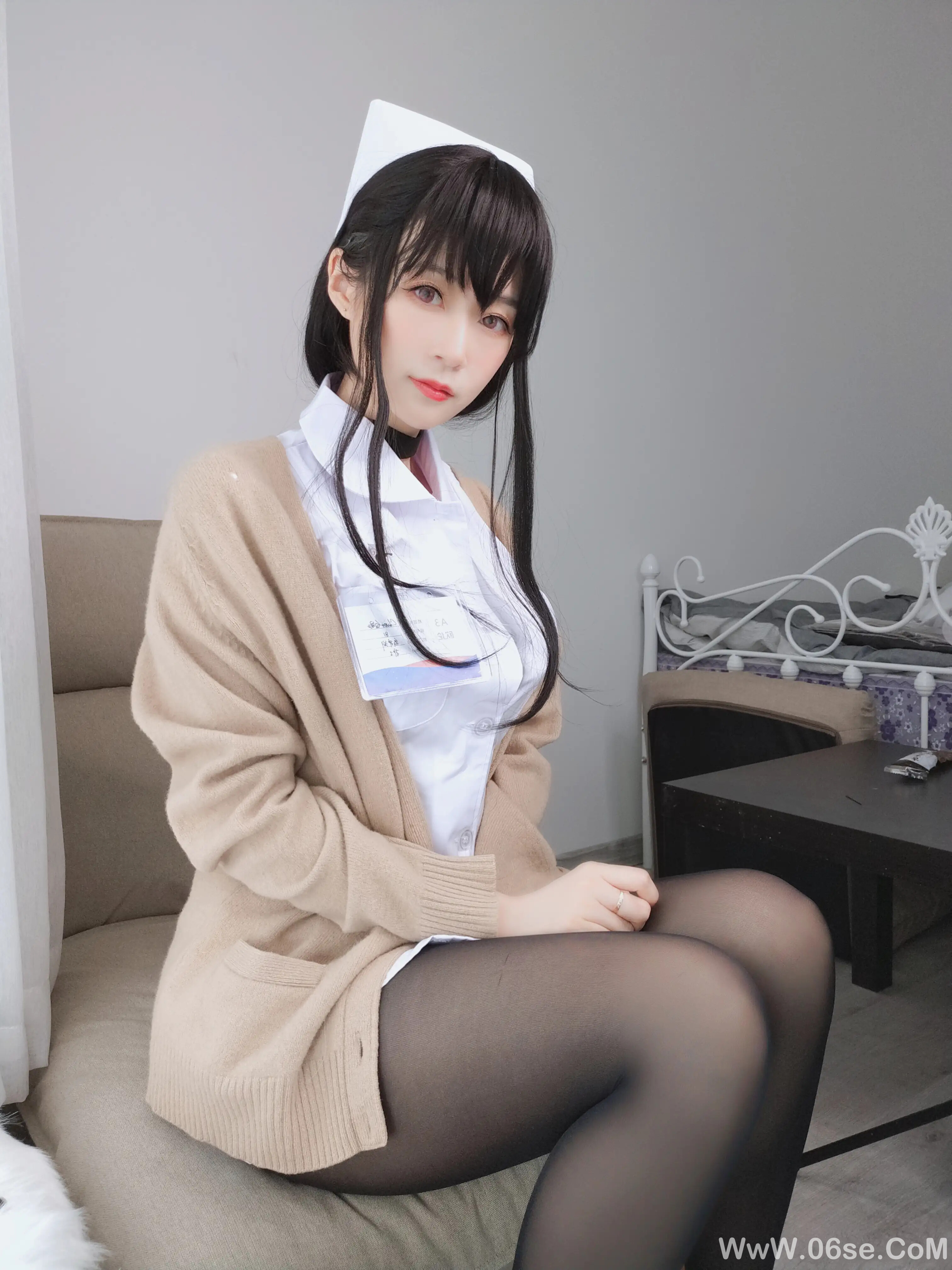 图片[7]-白银81 – 长发小护士-六色网