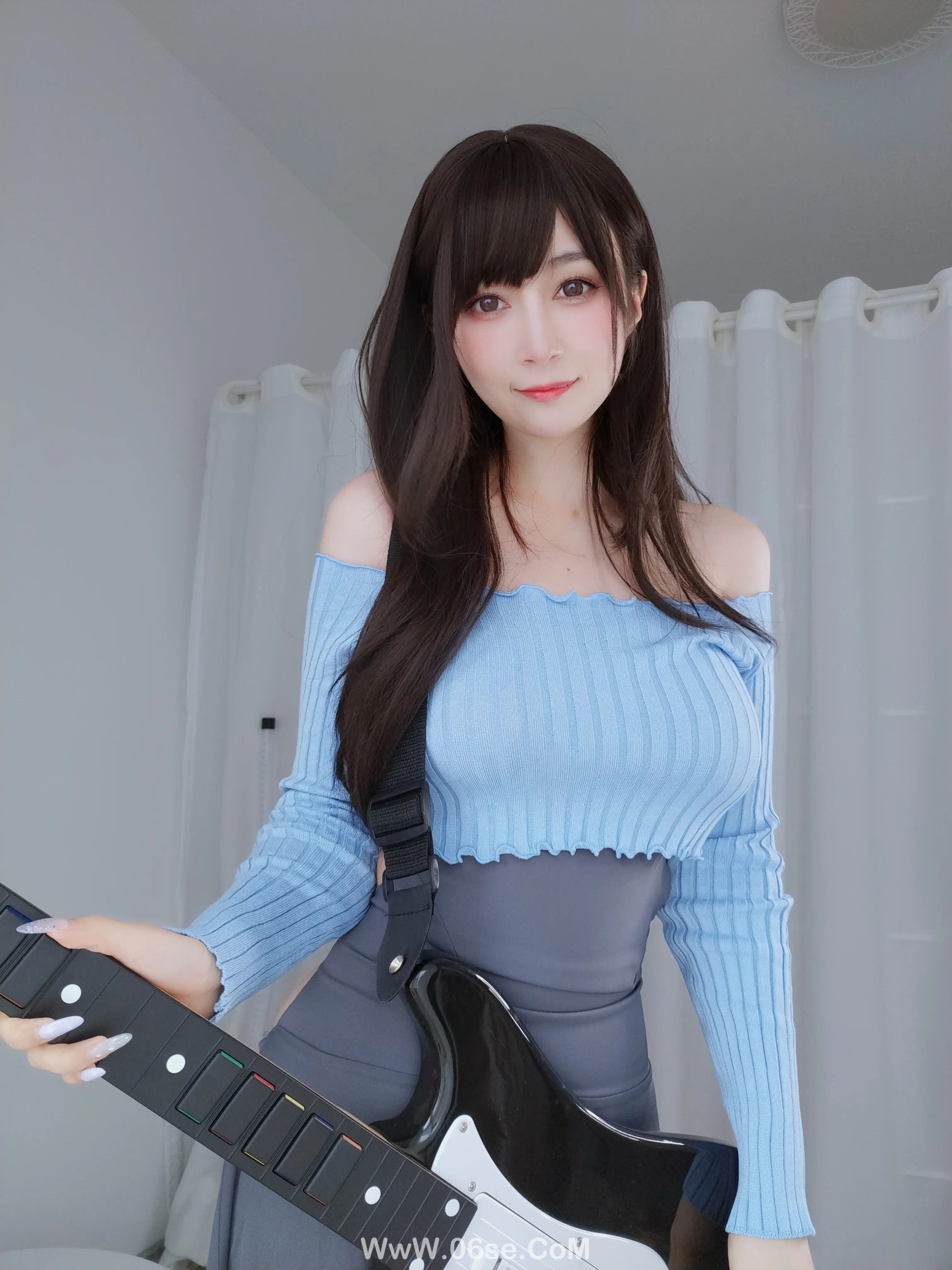 图片[4]-白银81 – 自拍 吉他妹妹-六色网