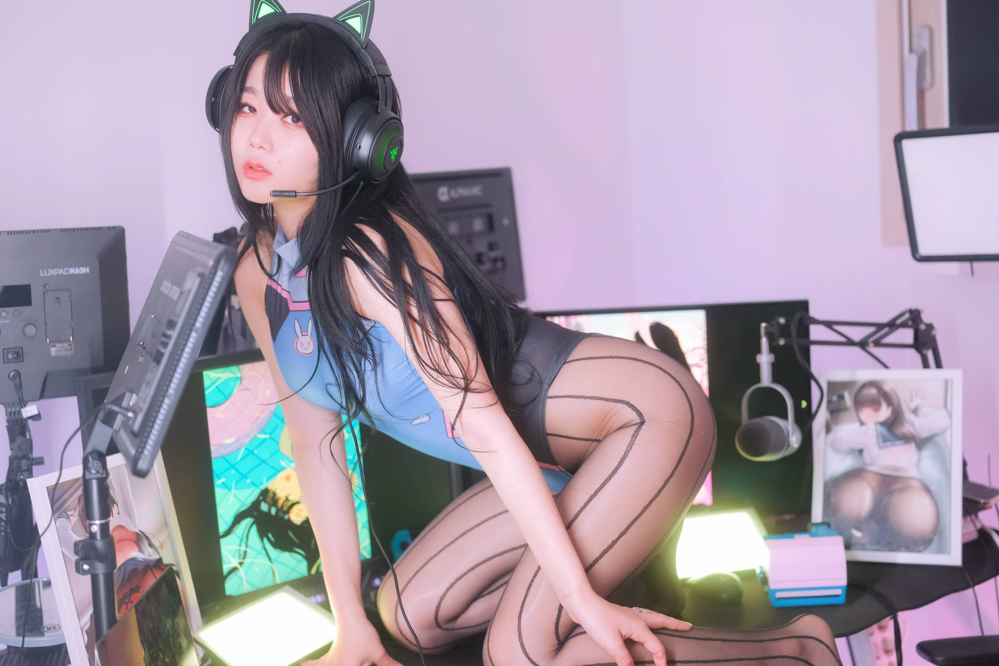 – VOL.6 D.VA [128P]