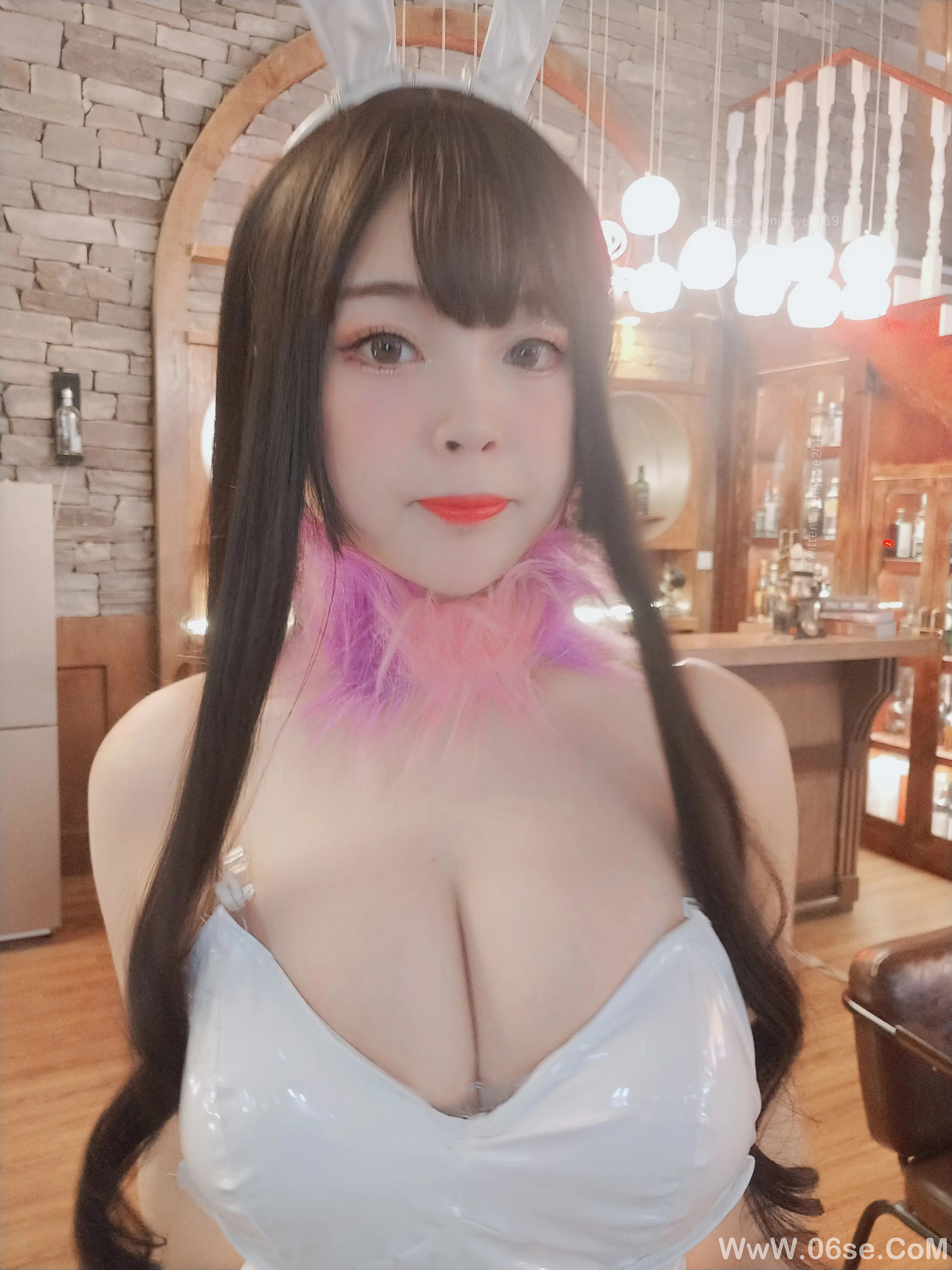 白烨 恶魔姐姐-六色网