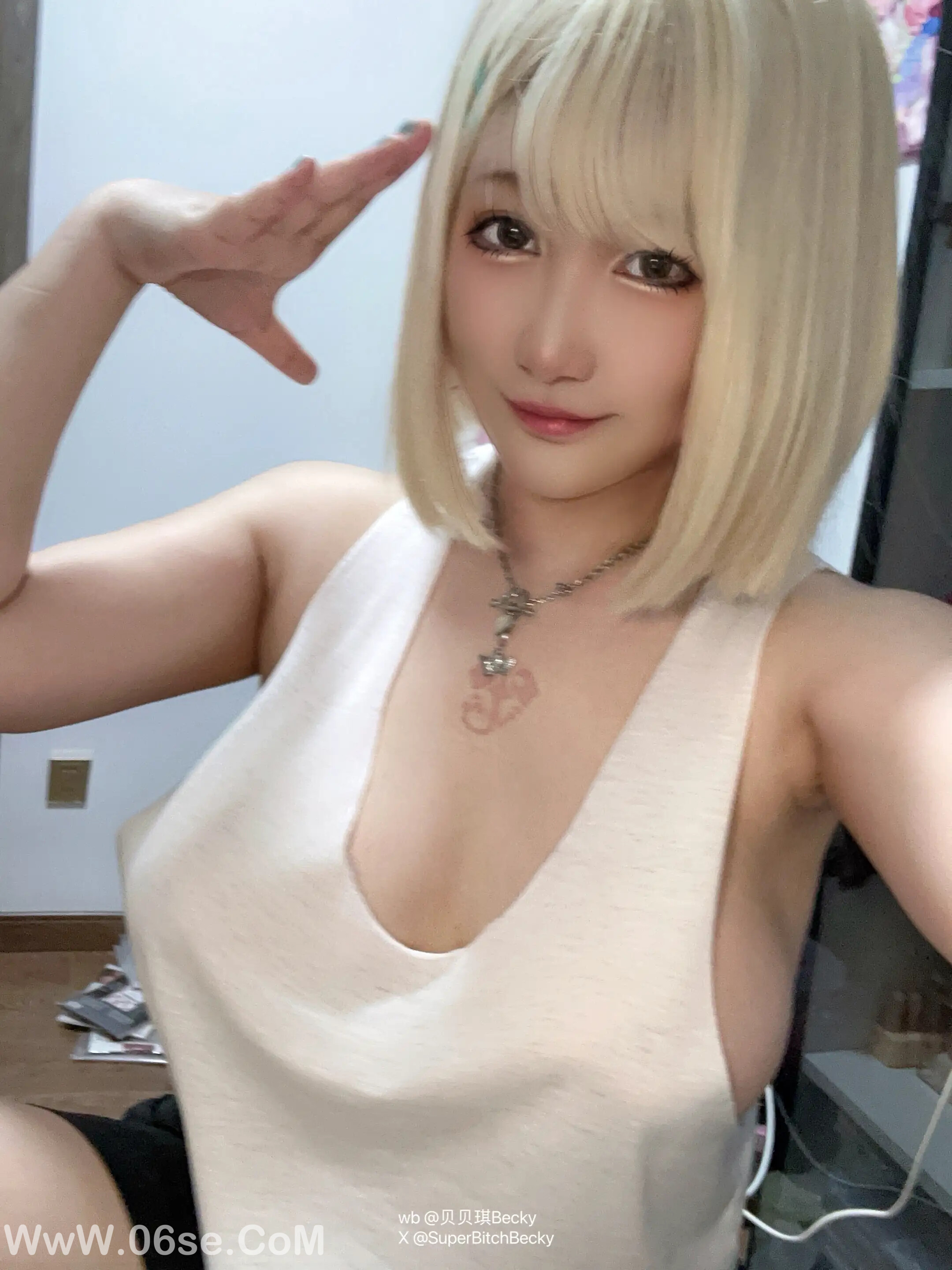 图片[35]-贝贝琪Becky – 热裤地带-六色网