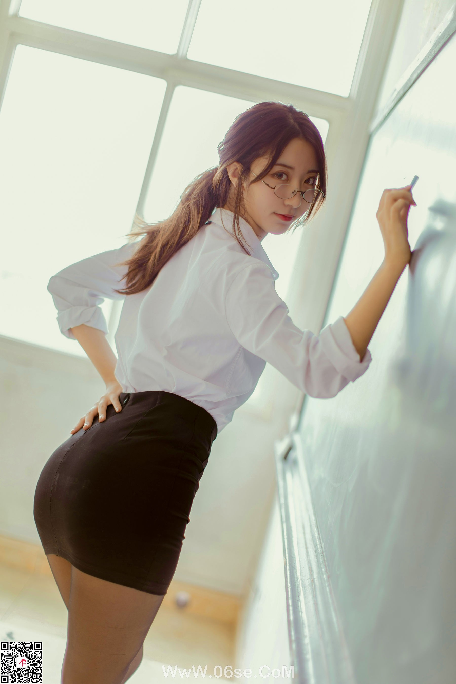 图片[26]-[丽丝映像GIRLISS] 丝滑情节的教师 [127P]-六色网