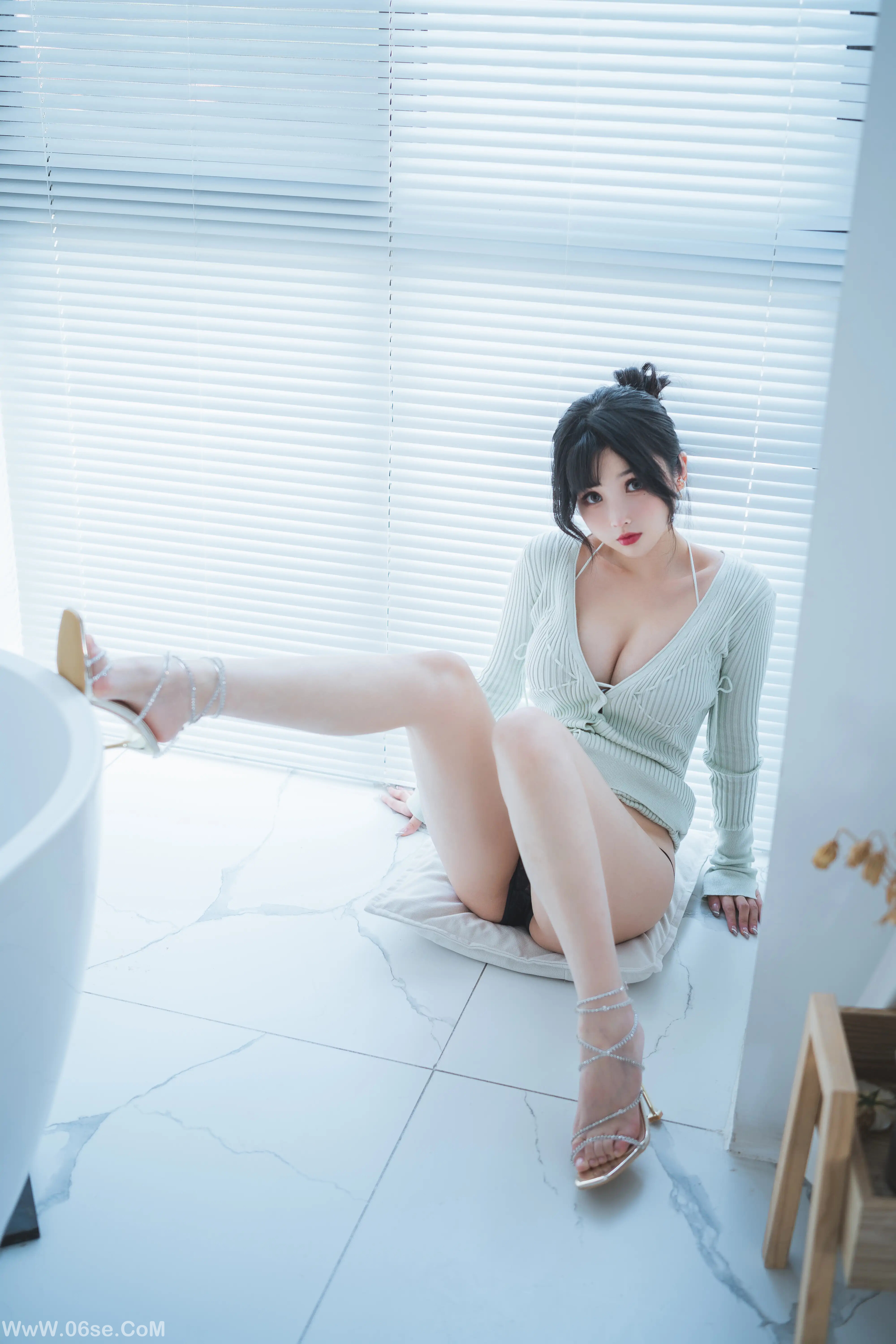 图片[13]-肉扣热热子(rioko凉凉子) 人妻毛衣-六色网