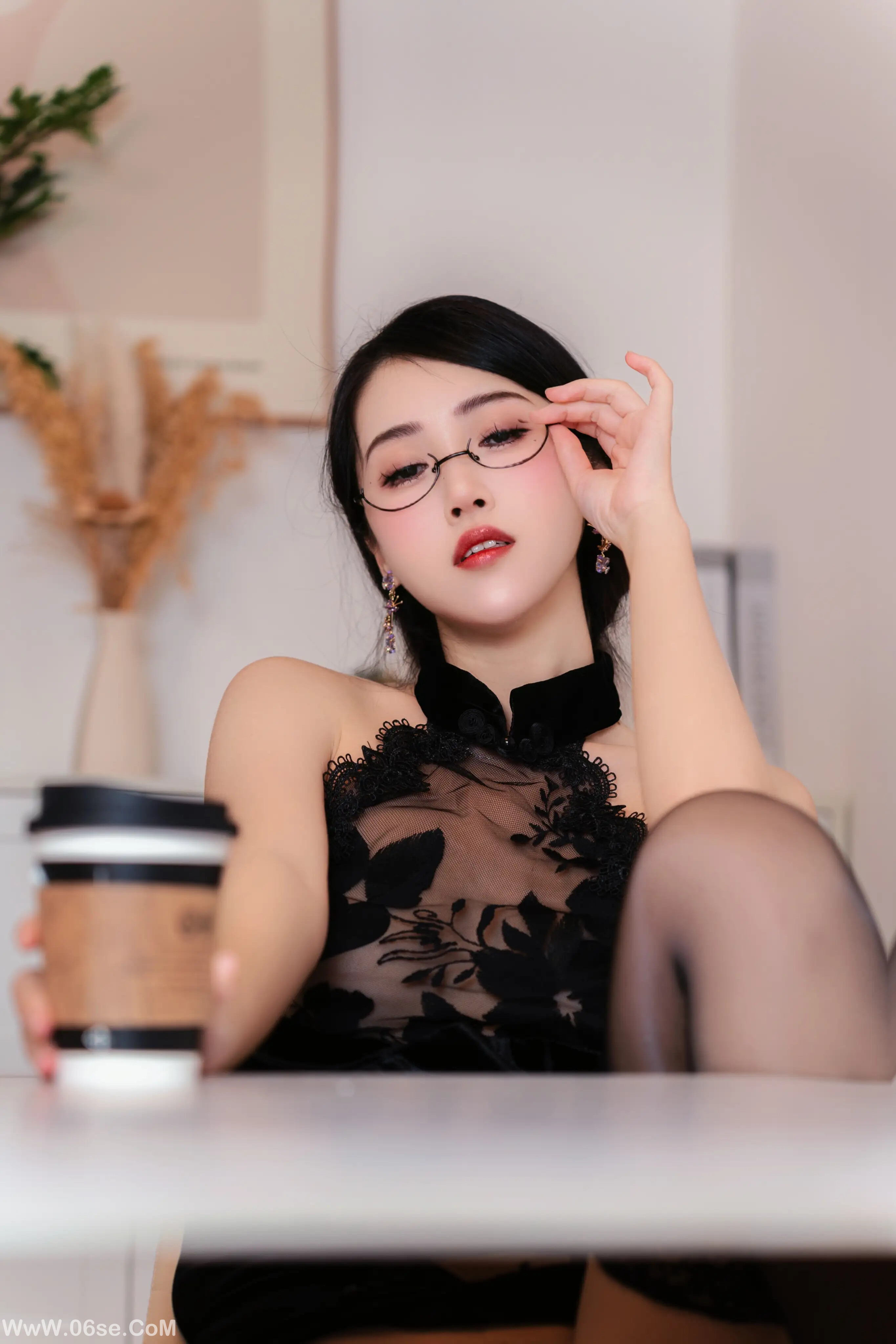 图片[38]-不呆猫 – 黑旗袍过膝袜御姐-六色网